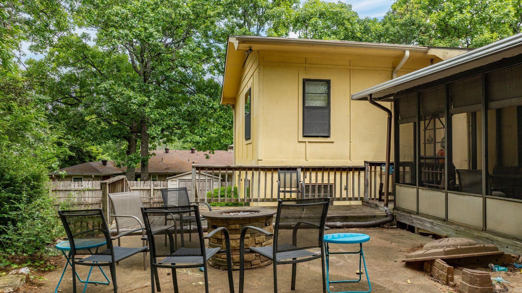 LEAWOOD MTN - Residential