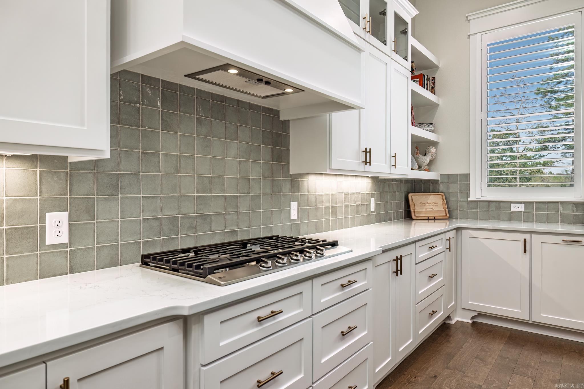 ISABELLA - Residential