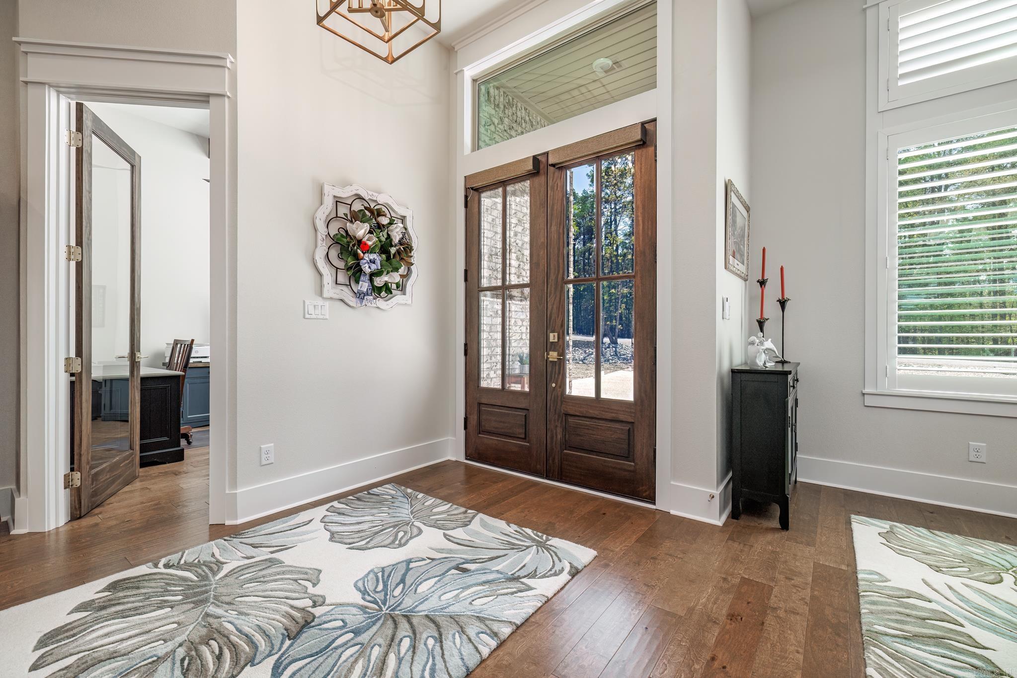 ISABELLA - Residential