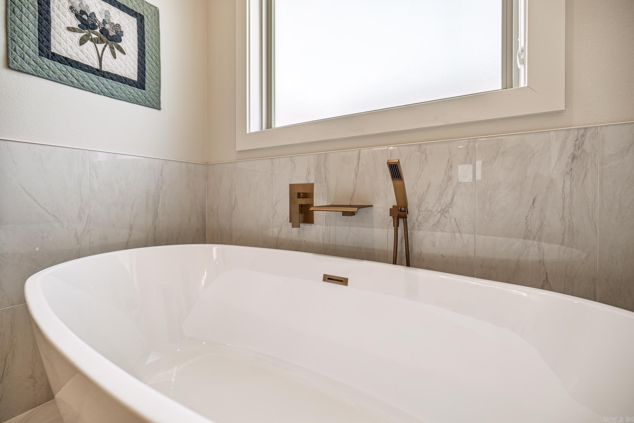 ISABELLA - Residential