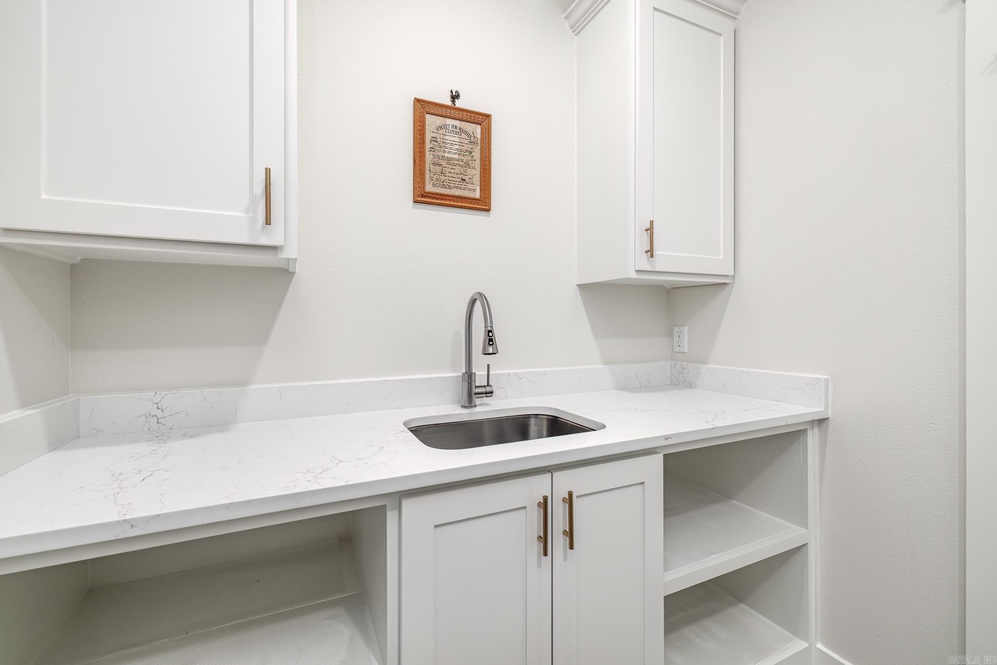 ISABELLA - Residential