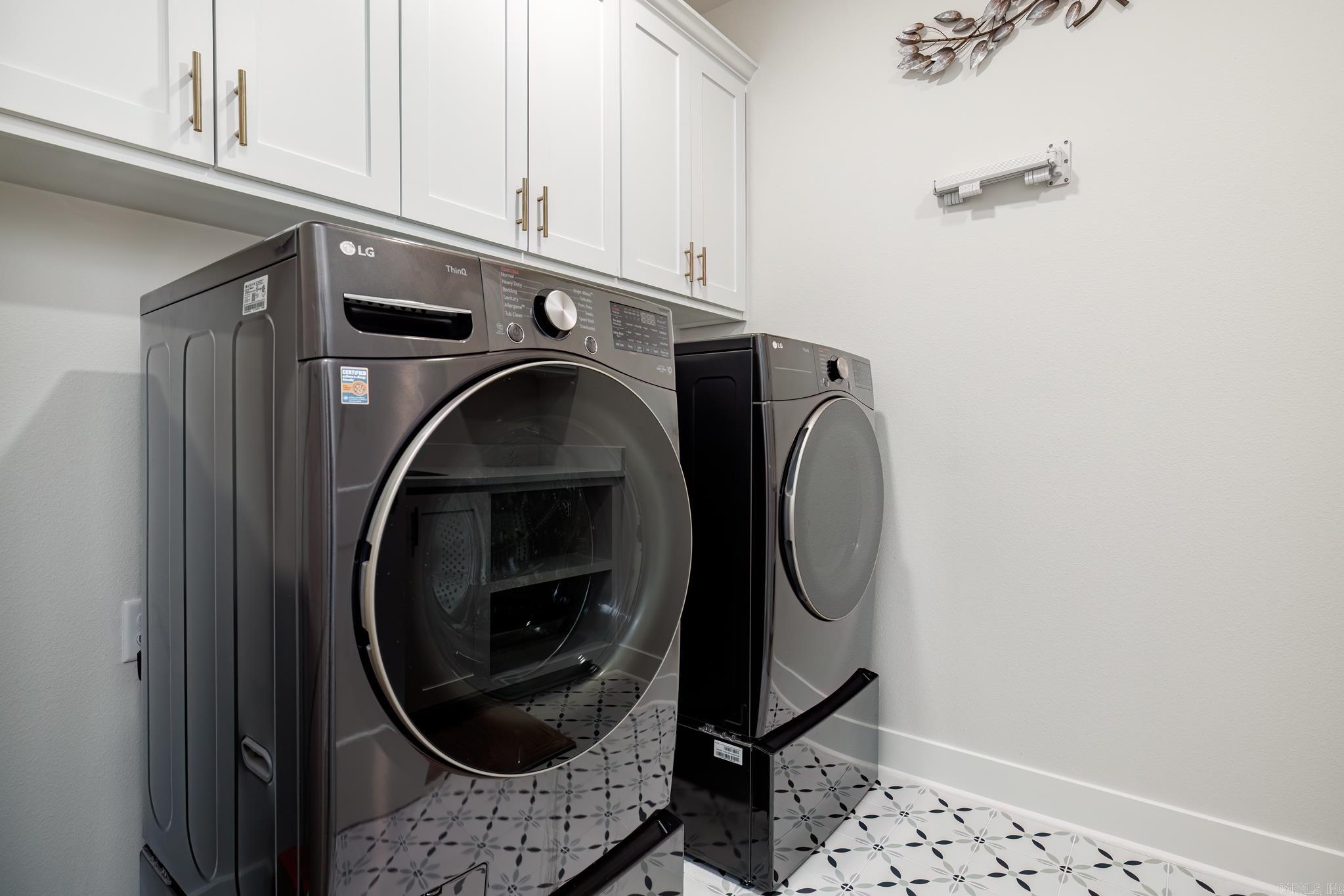 ISABELLA - Residential