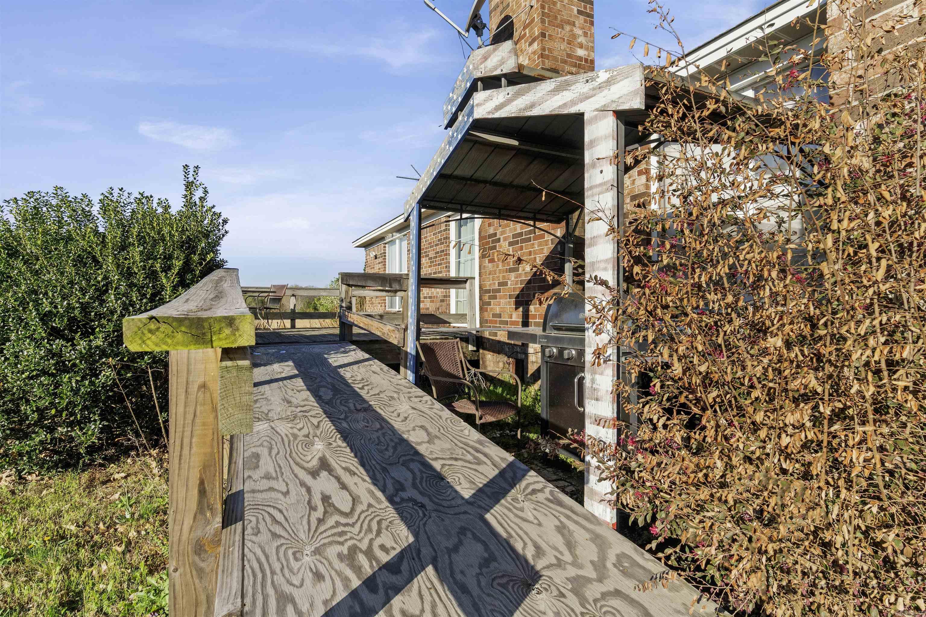 Metes & Bounds - Residential