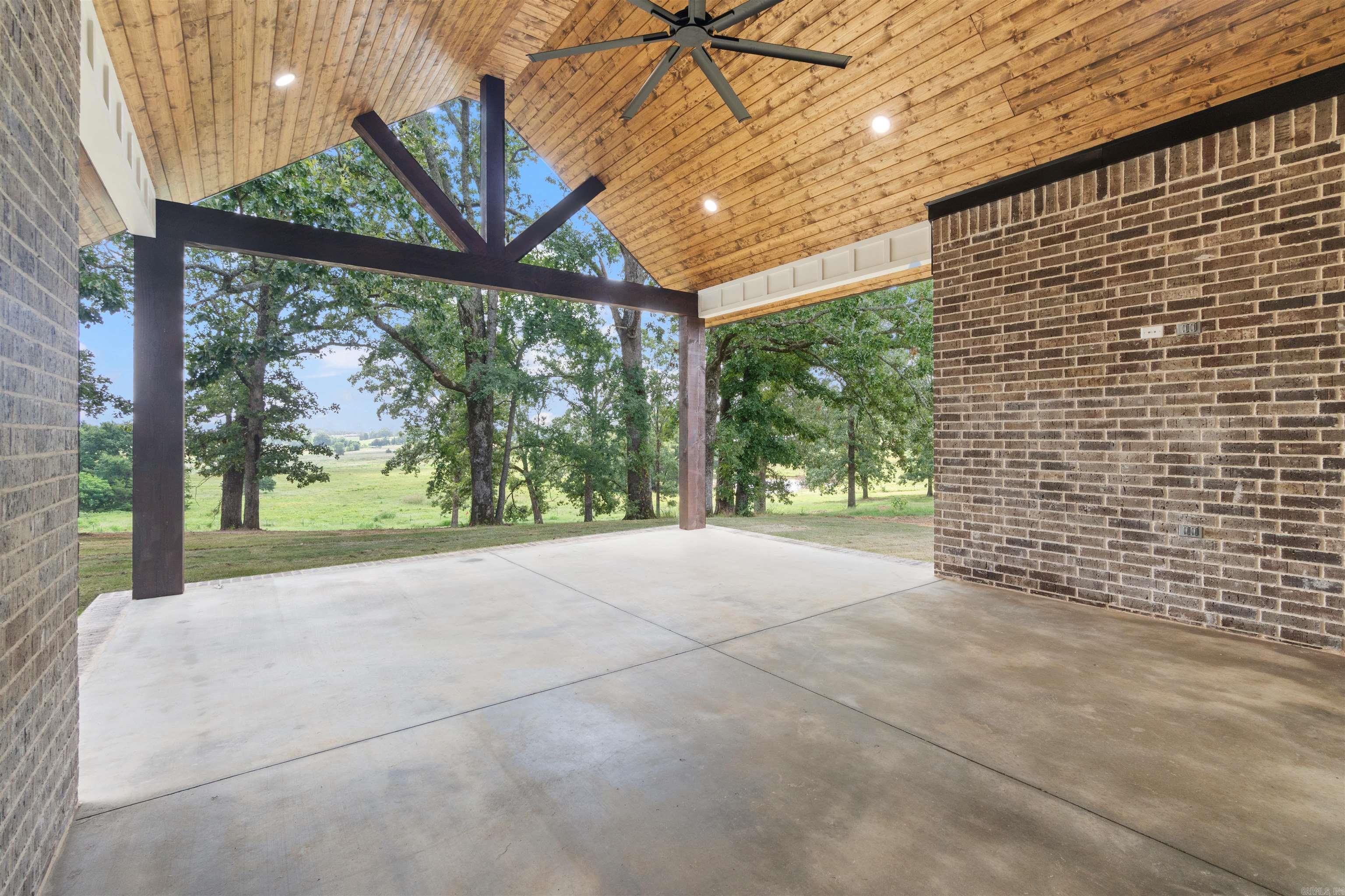 REPUBLICAN VALLEY ESTATES - Residential