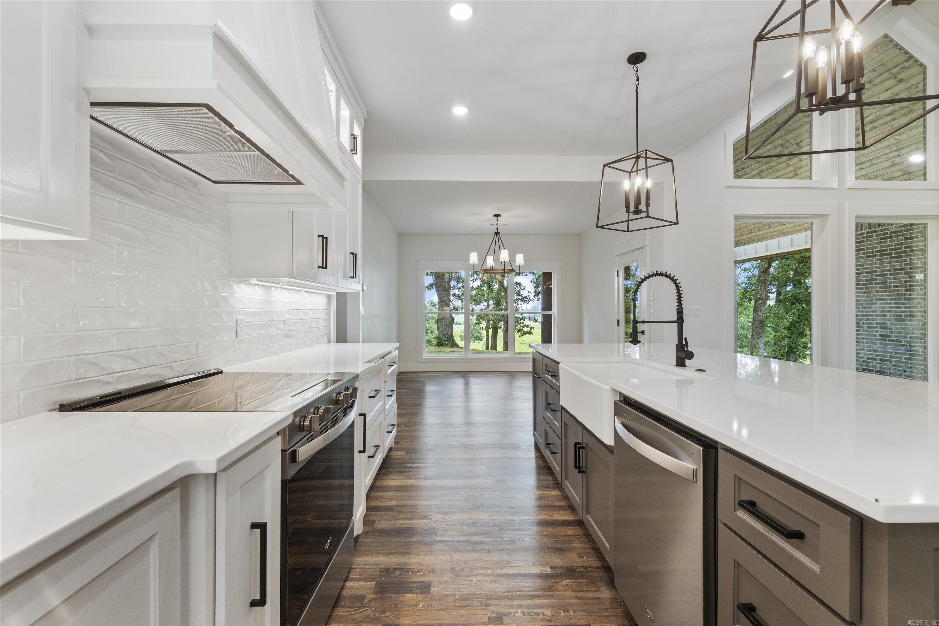 REPUBLICAN VALLEY ESTATES - Residential