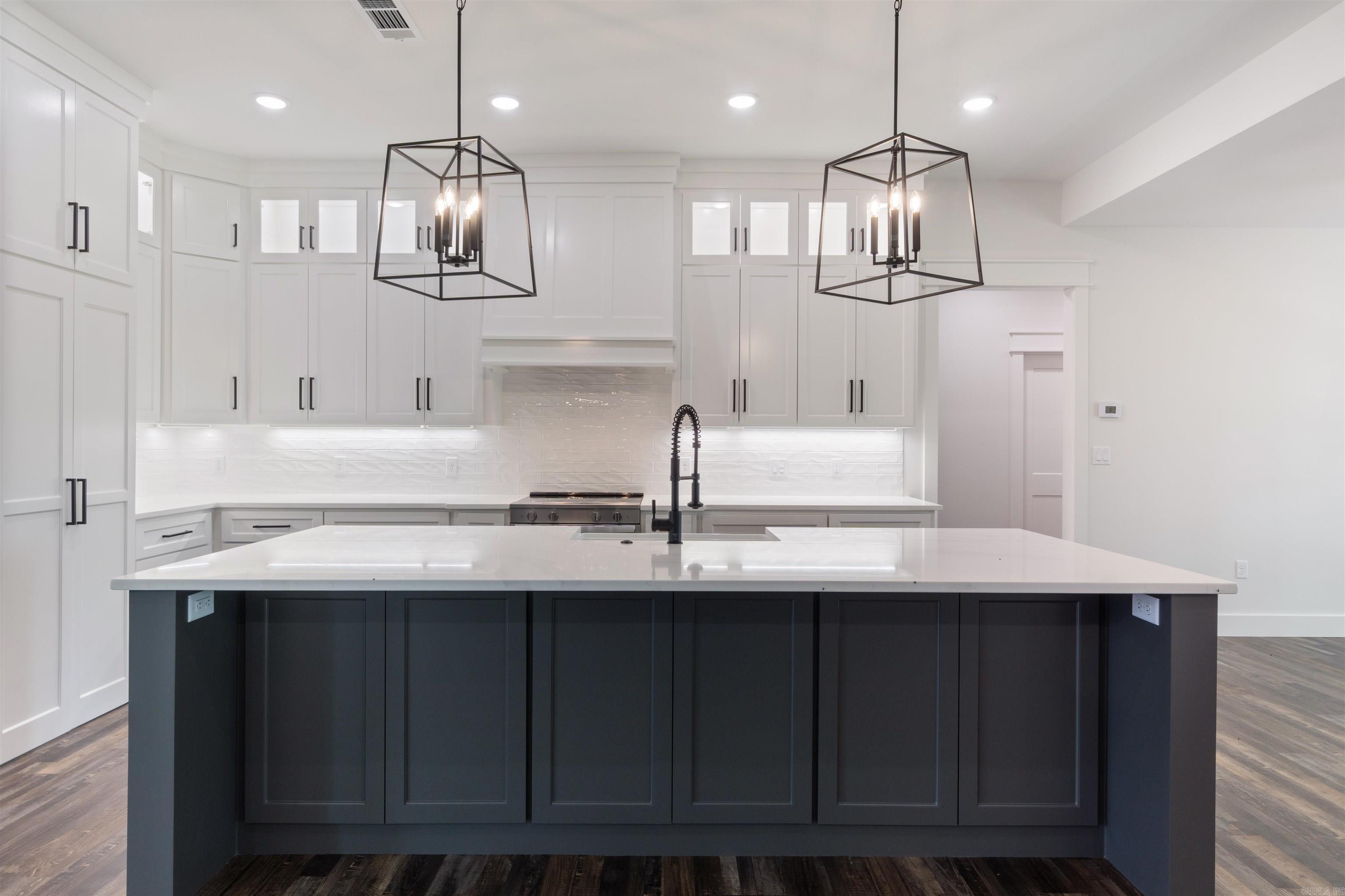 REPUBLICAN VALLEY ESTATES - Residential