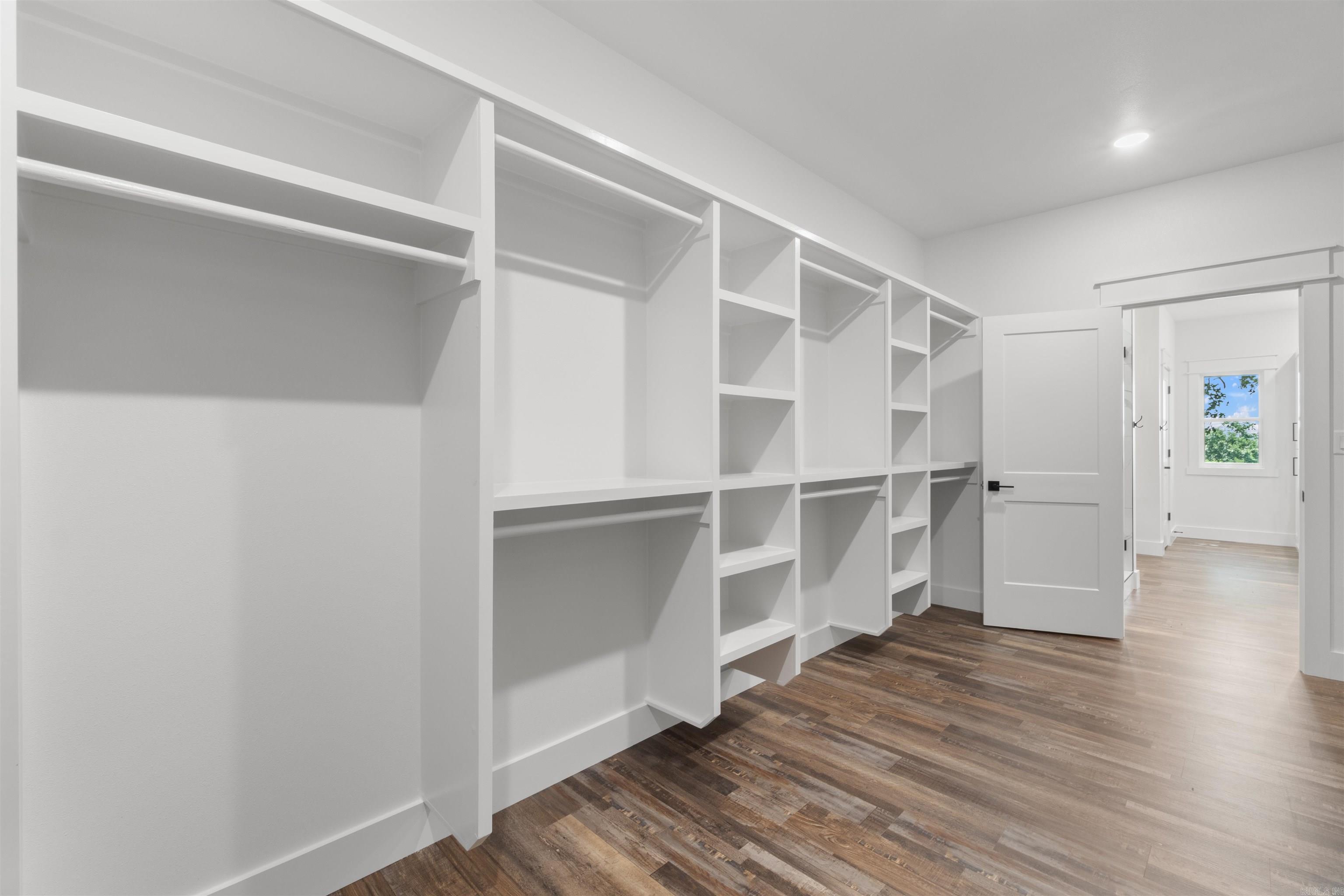 REPUBLICAN VALLEY ESTATES - Residential