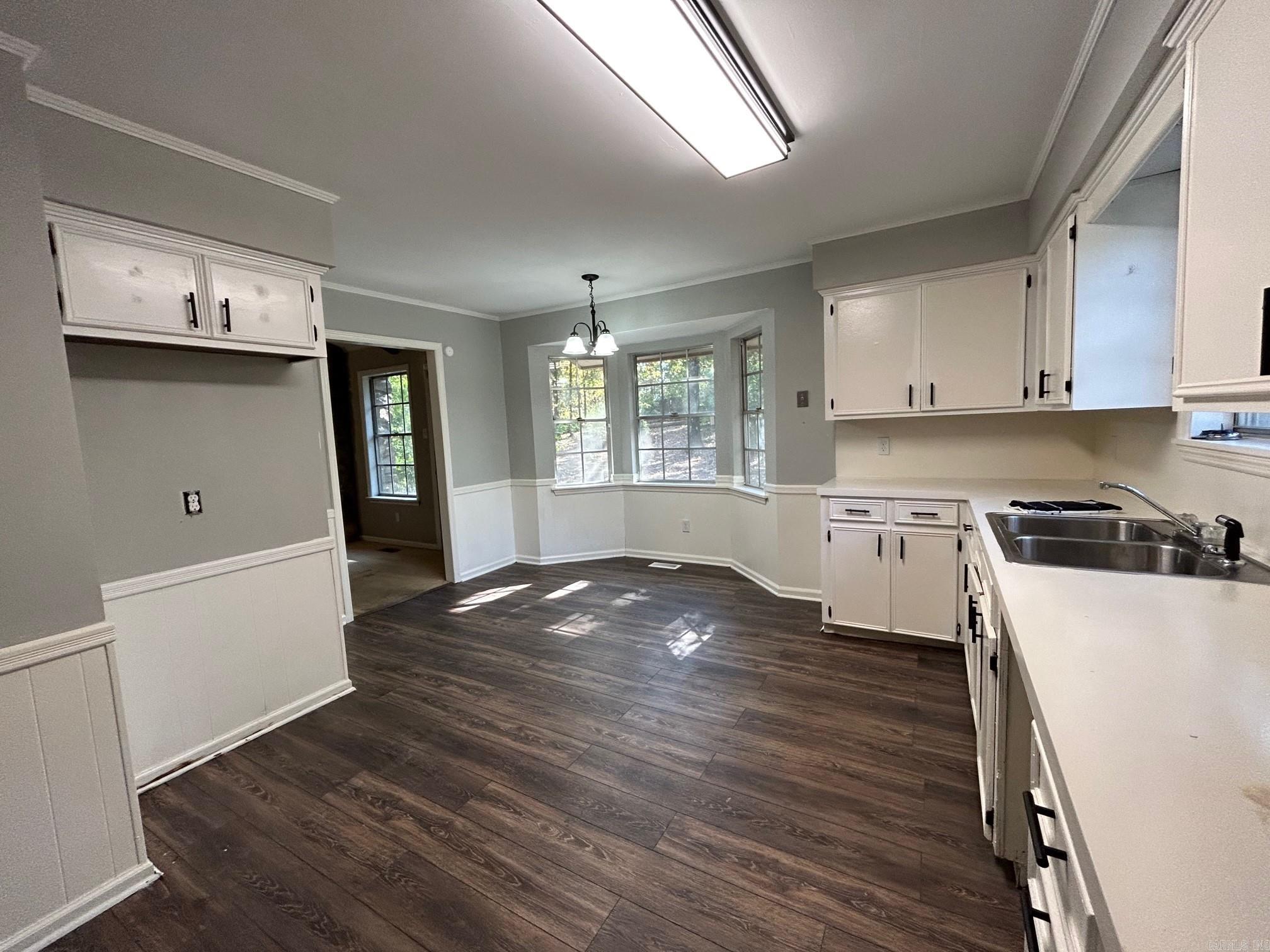 WALNUT VALLEY - Residential