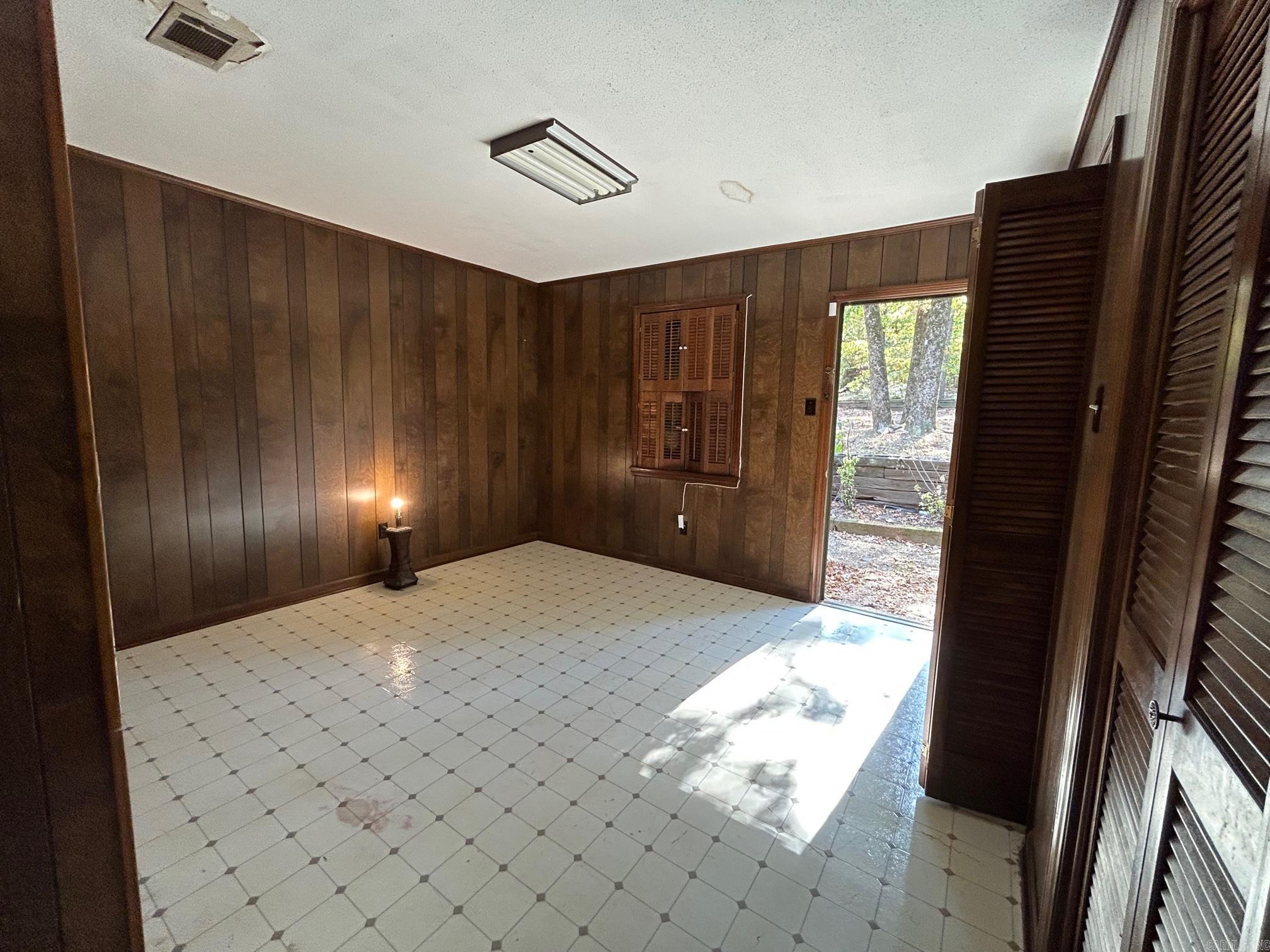 WALNUT VALLEY - Residential