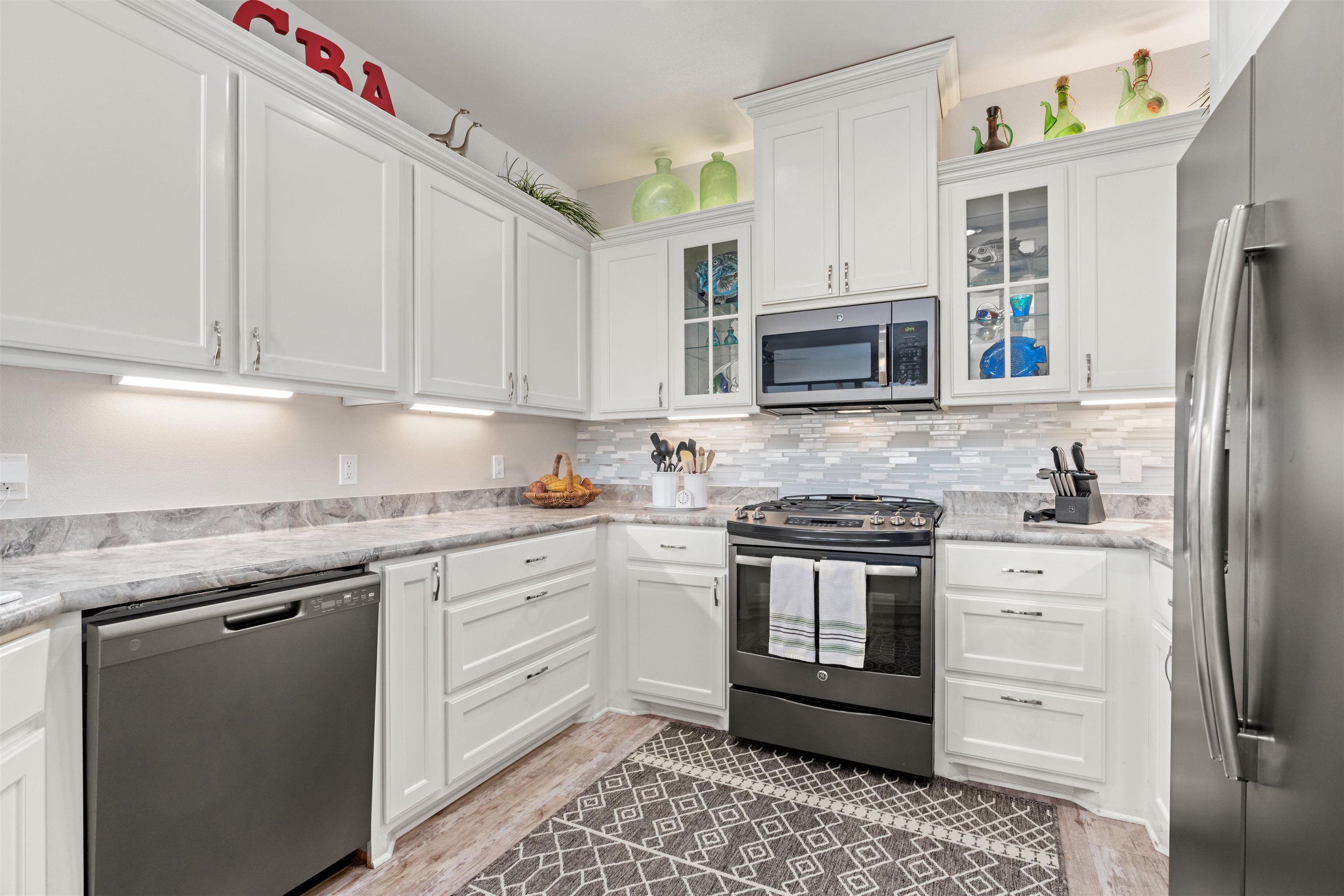 ZAFIRO - Residential