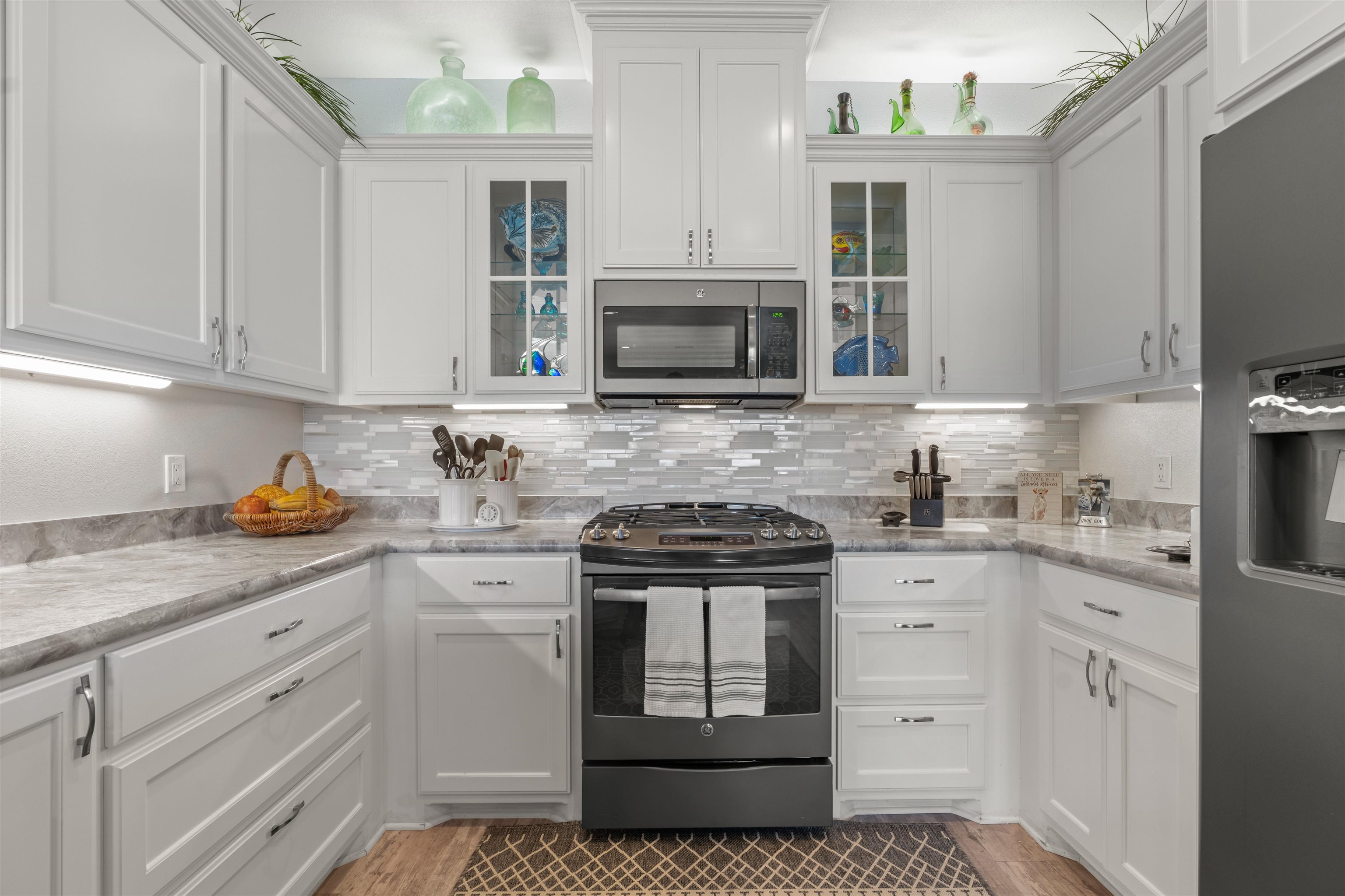 ZAFIRO - Residential