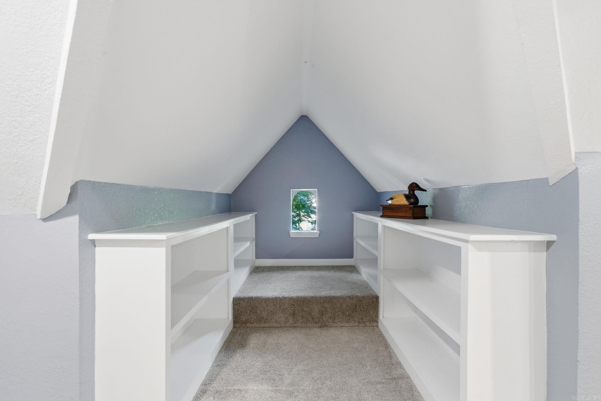 CLIFFEWOOD - Residential