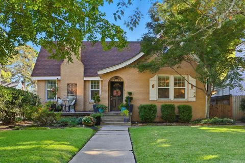 Photo of 1725 N Monroe Street, Little Rock, AR 72207 (MLS # 25042553)