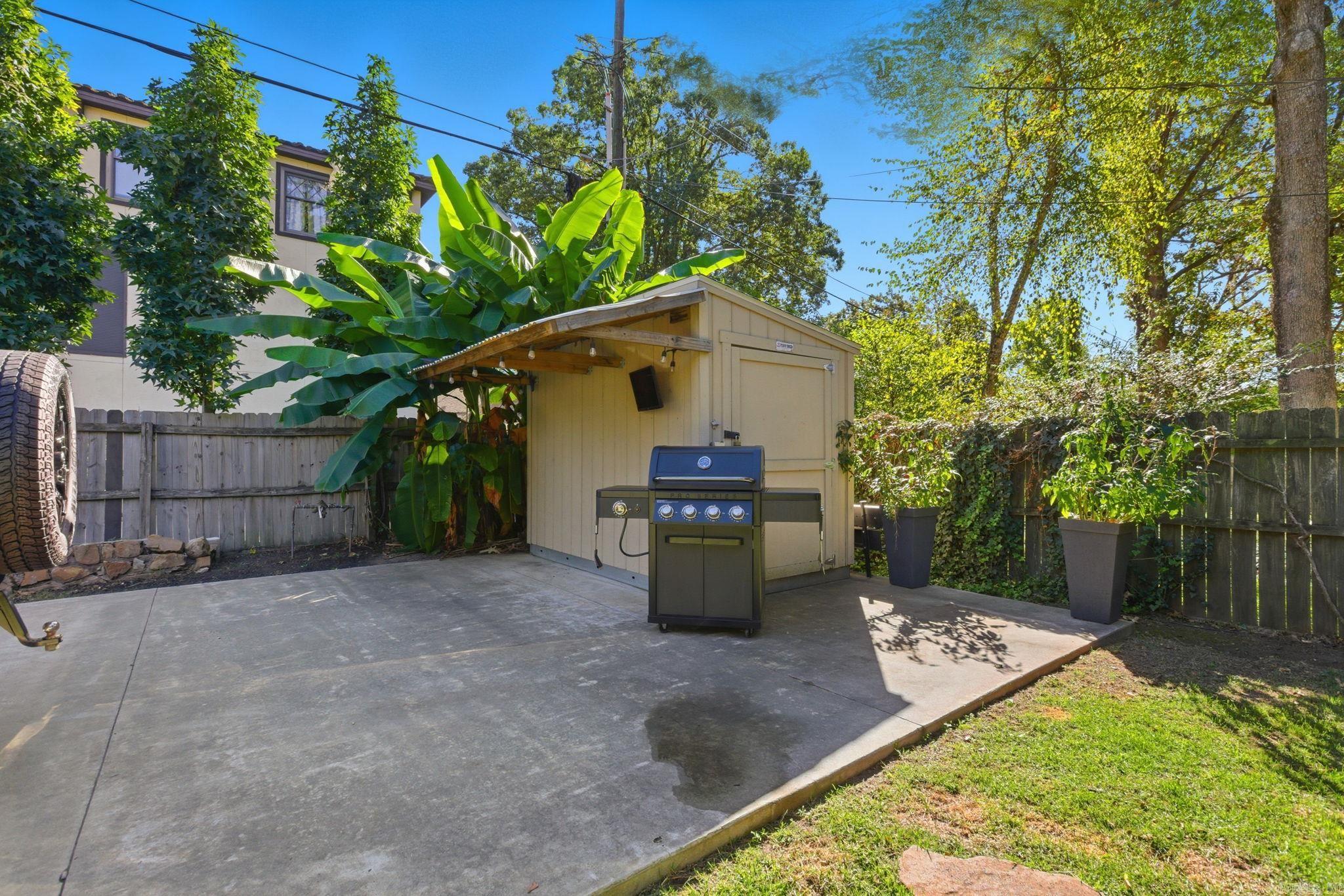 CLIFFEWOOD - Residential
