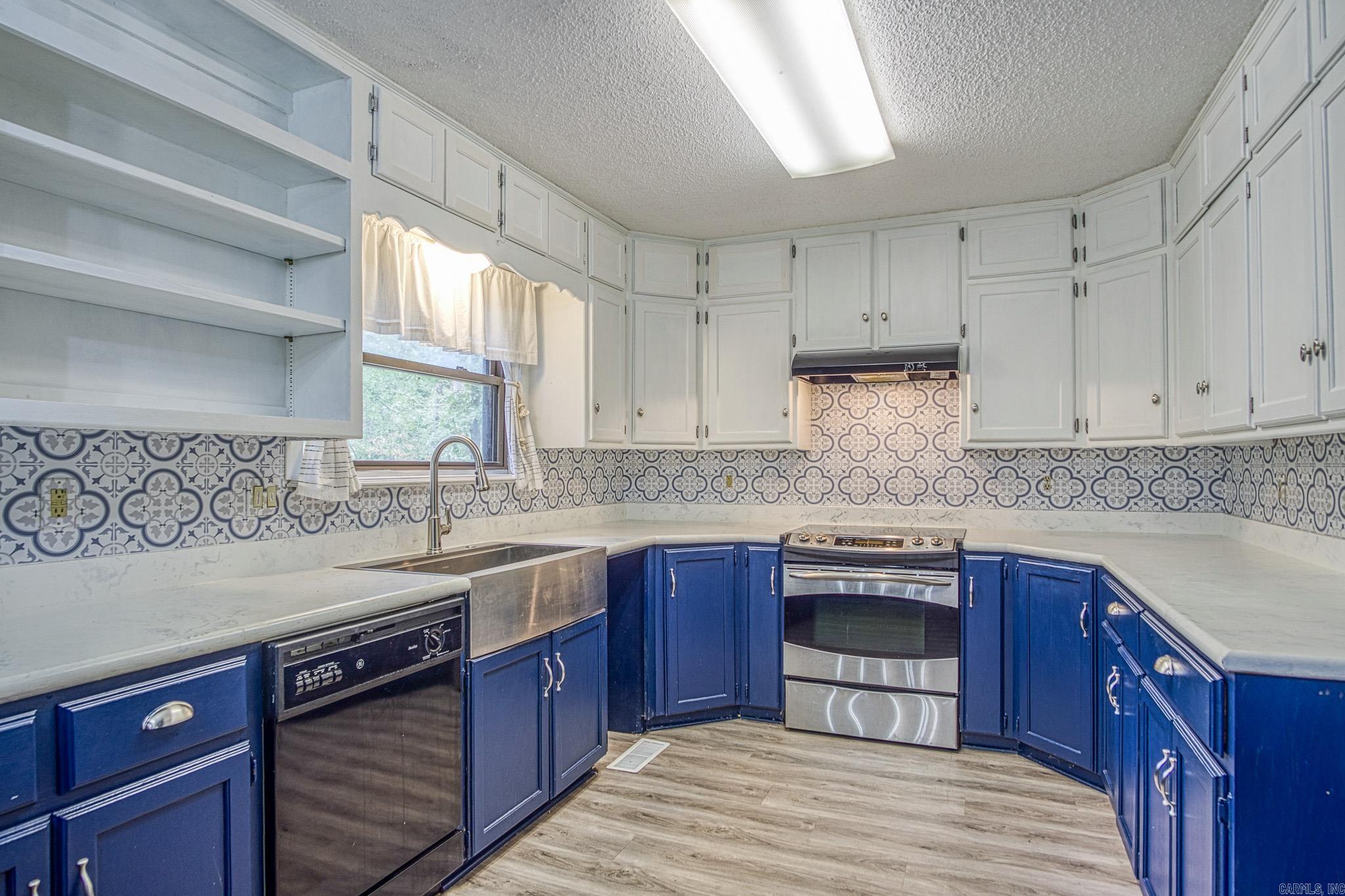 PINTUERERO - Residential