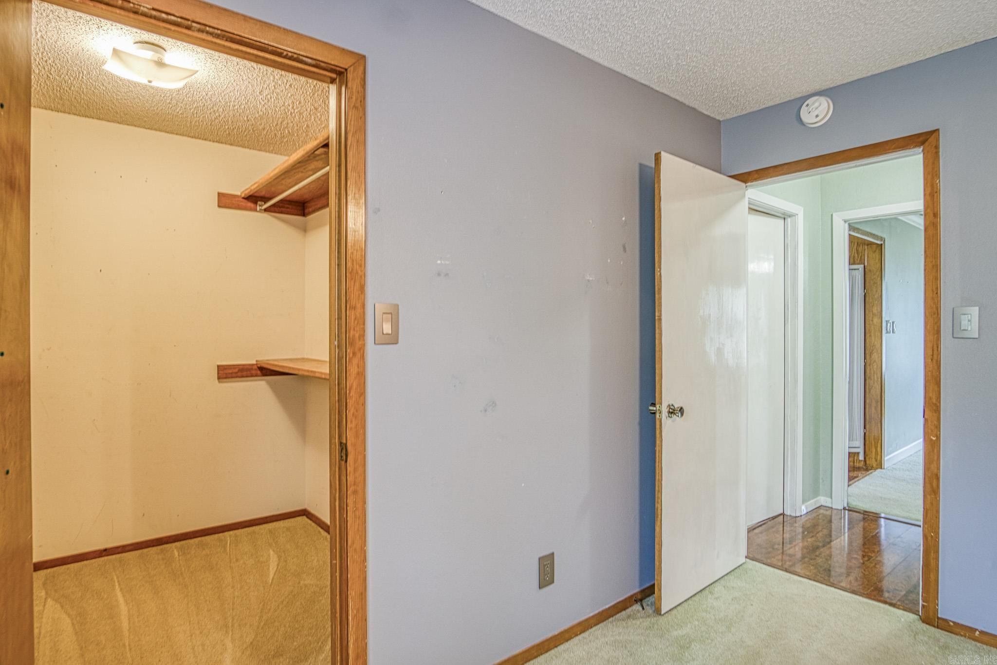 PINTUERERO - Residential