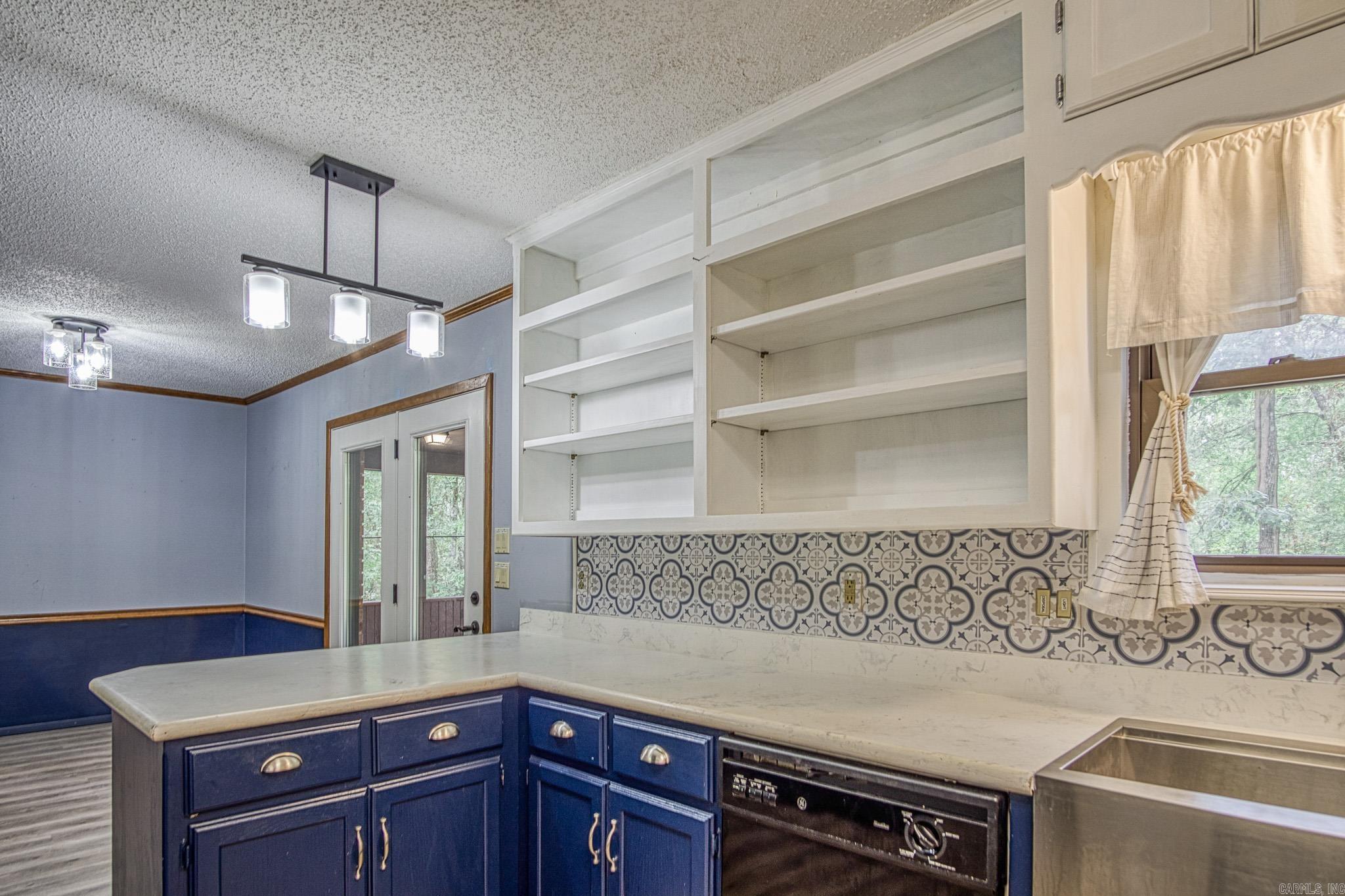 PINTUERERO - Residential