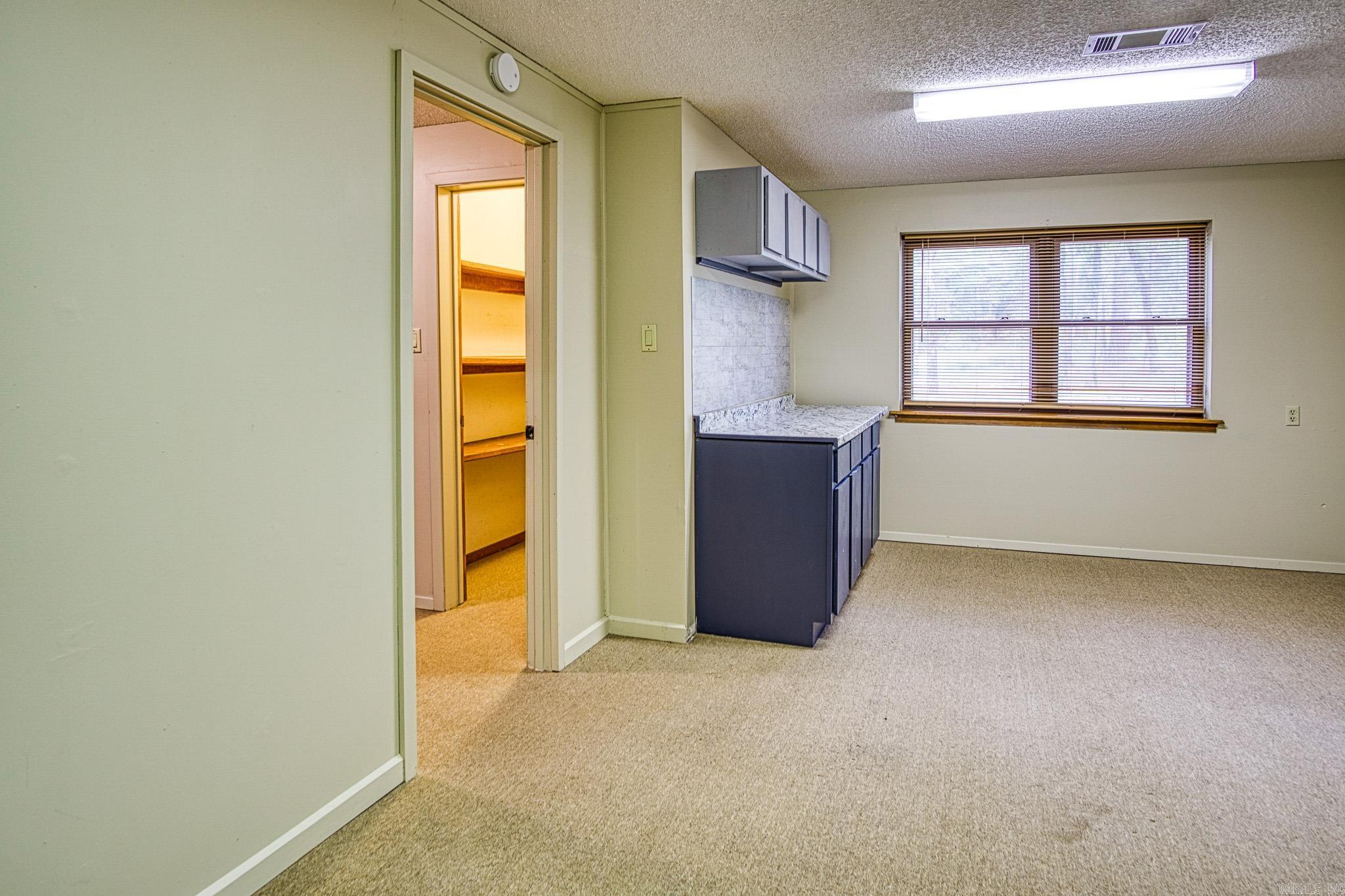 PINTUERERO - Residential