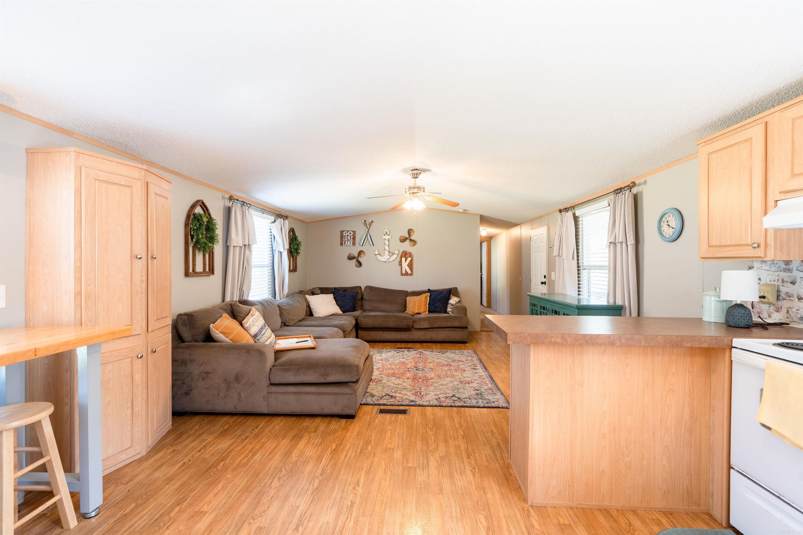 CEDAR FALLS - Residential