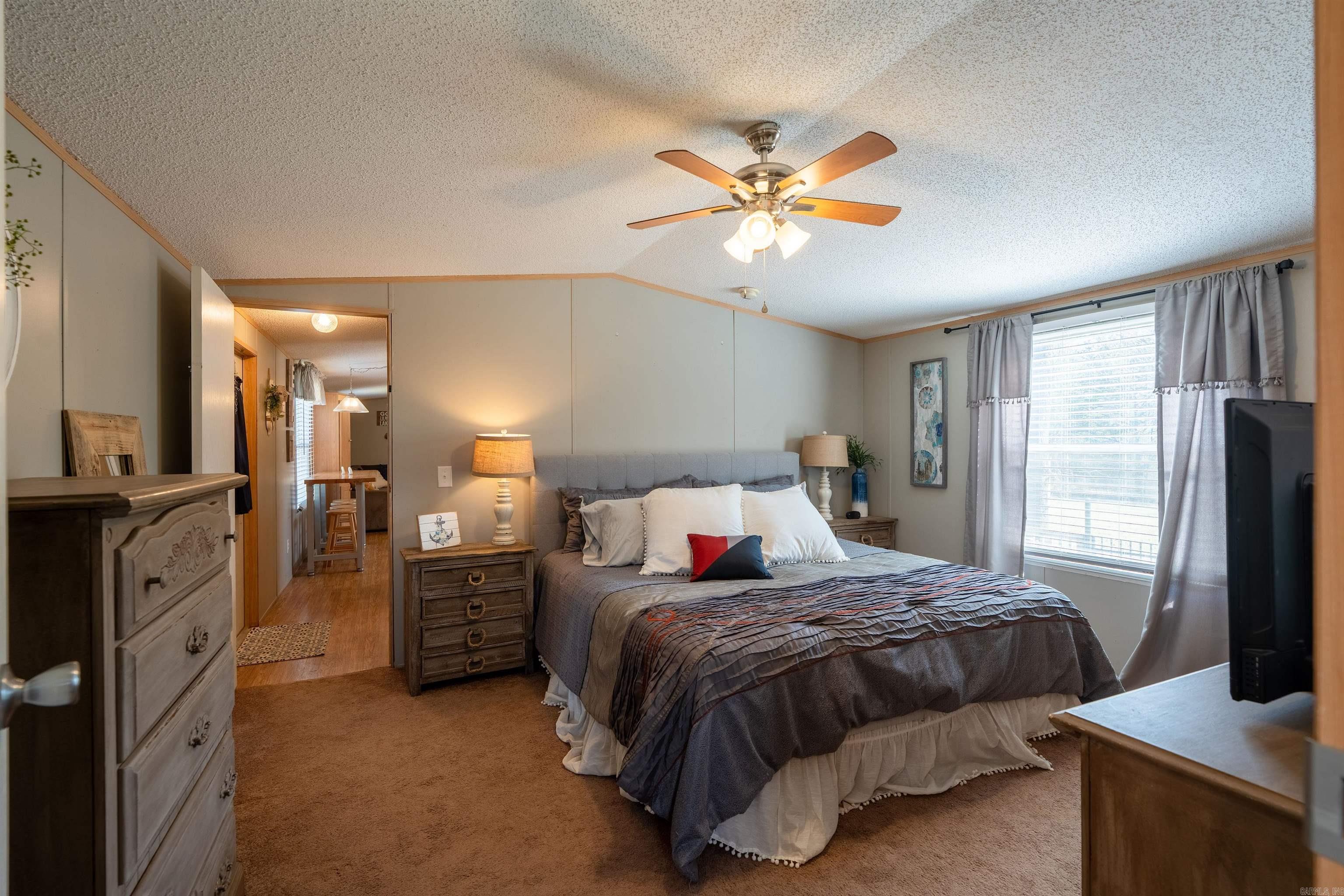 CEDAR FALLS - Residential