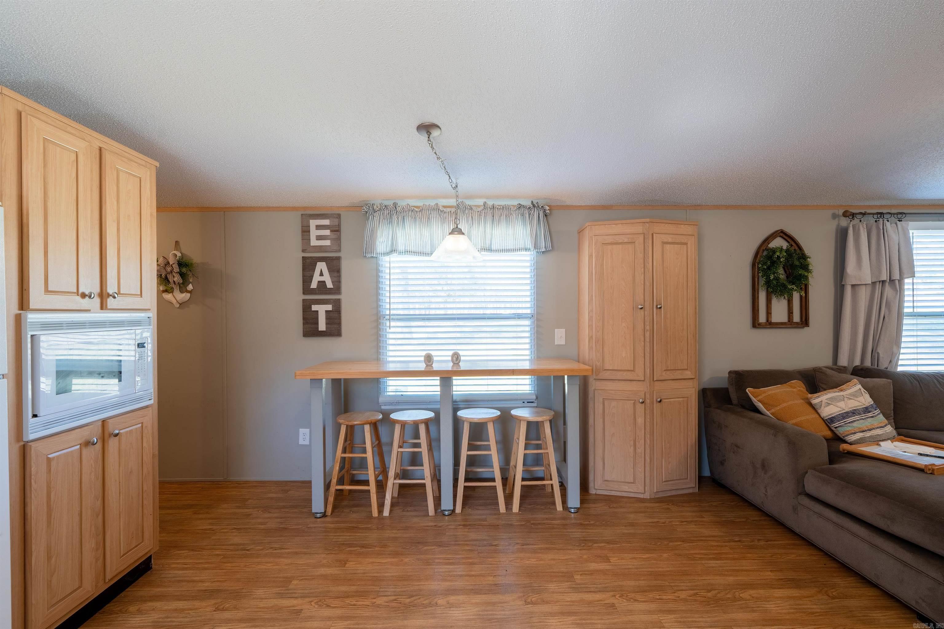 CEDAR FALLS - Residential