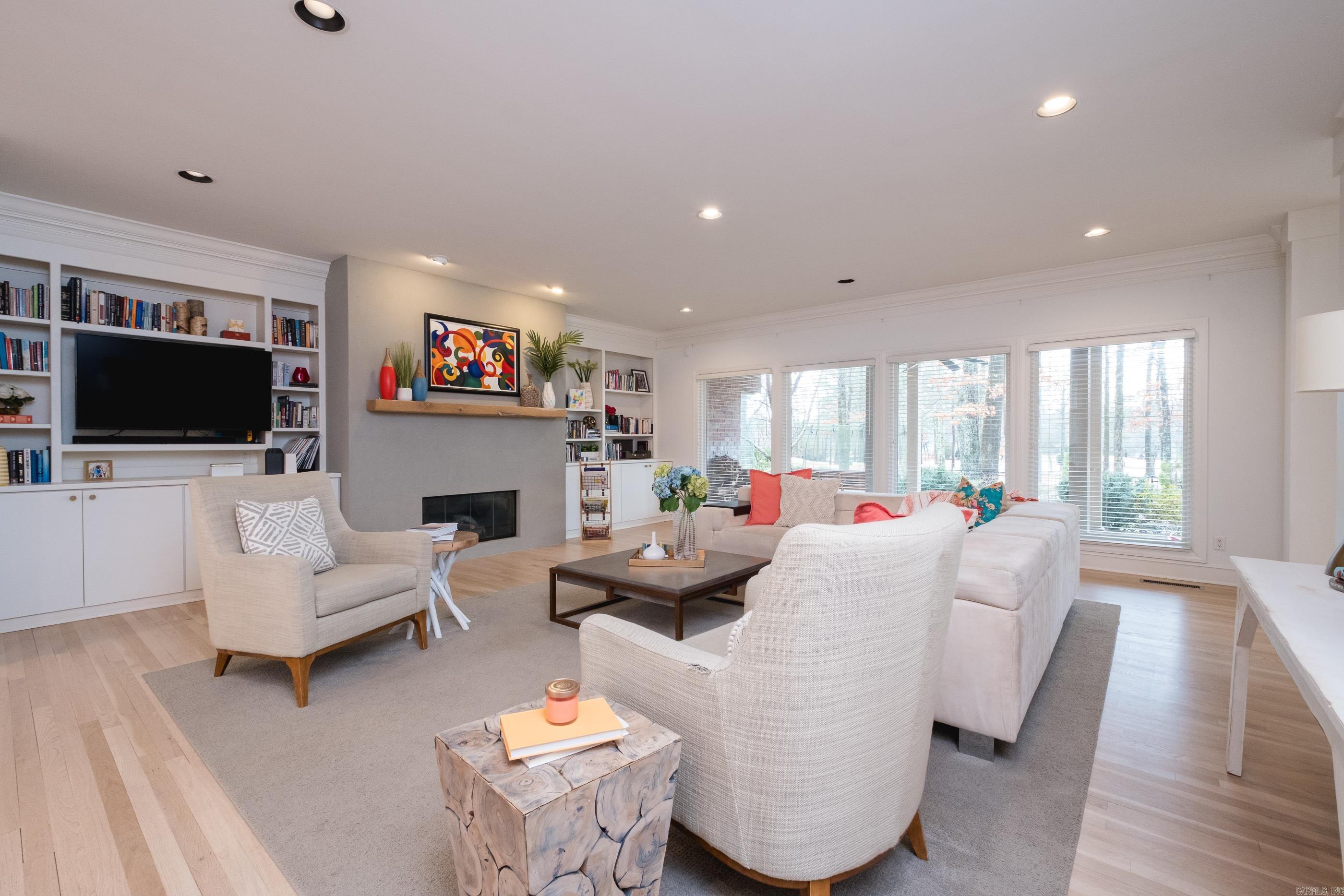 CHENAL VALLEY AVIGNON COURT - Residential