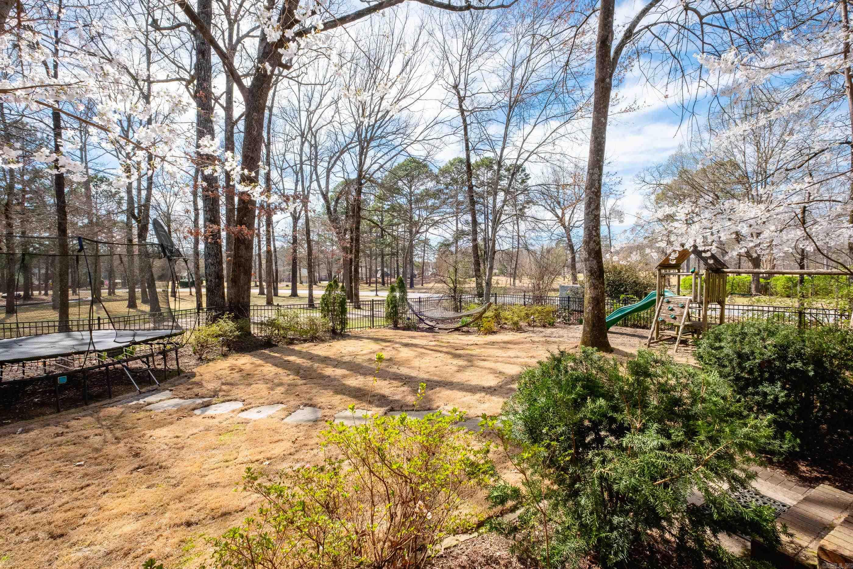 CHENAL VALLEY AVIGNON COURT - Residential