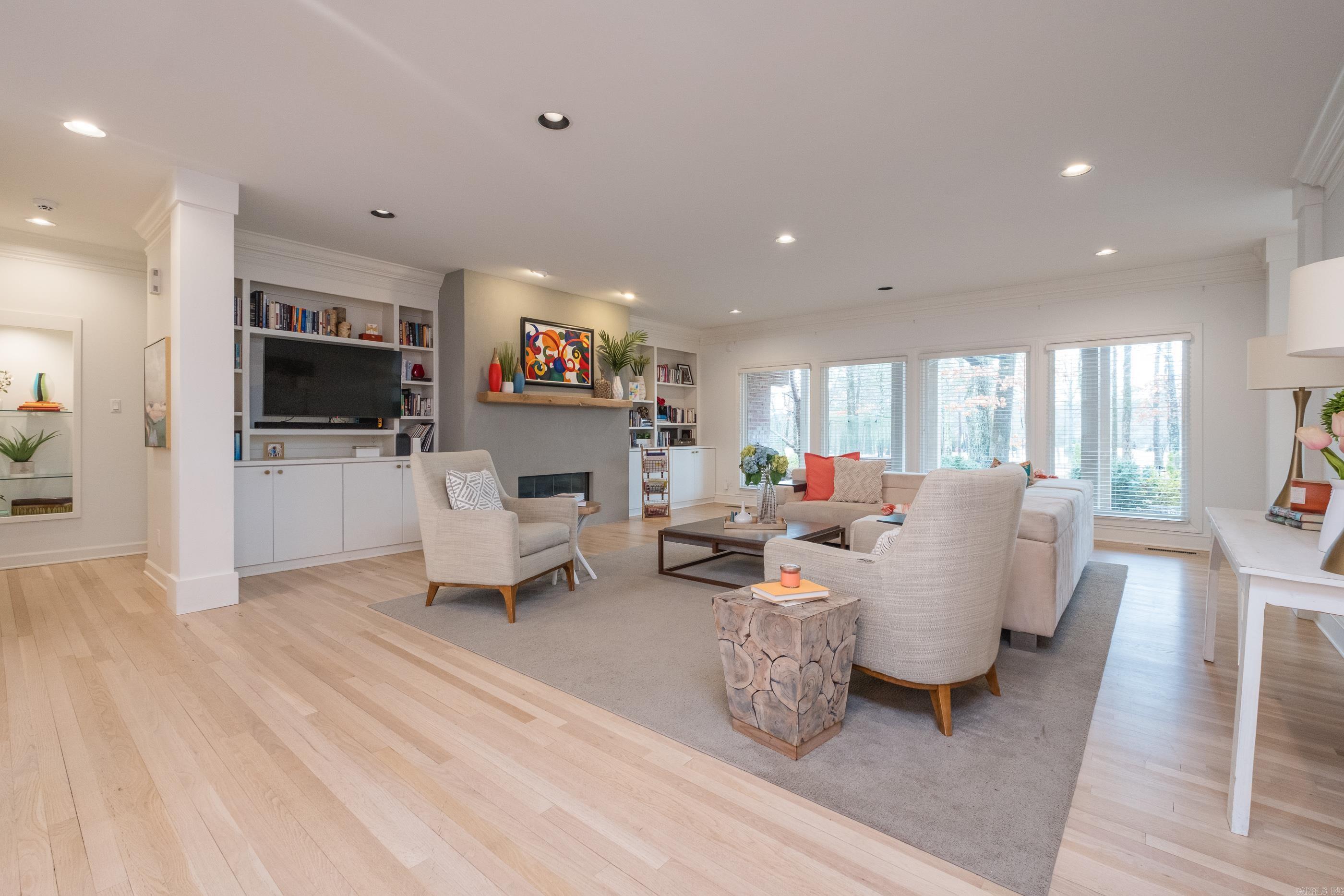 CHENAL VALLEY AVIGNON COURT - Residential