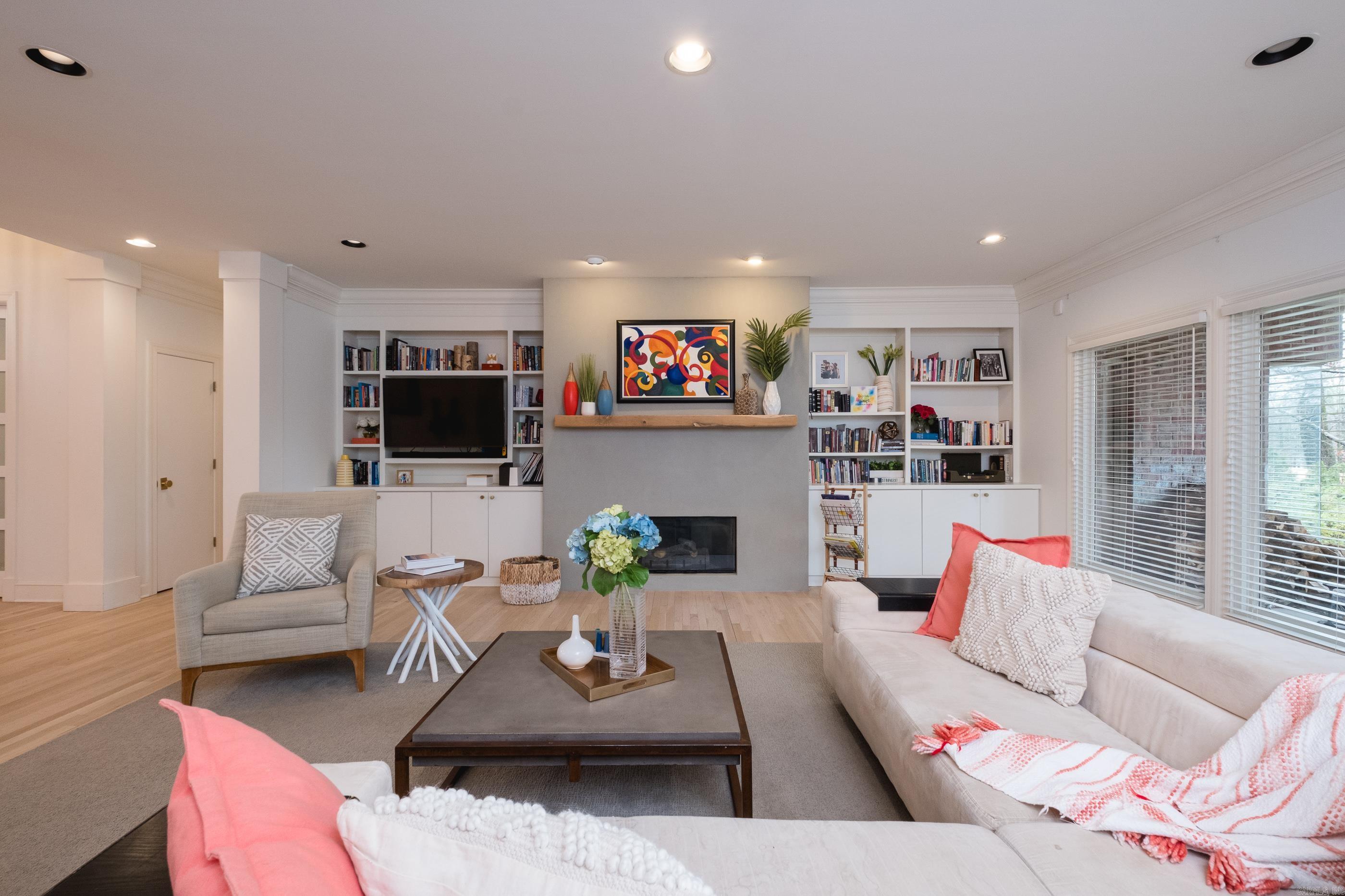 CHENAL VALLEY AVIGNON COURT - Residential