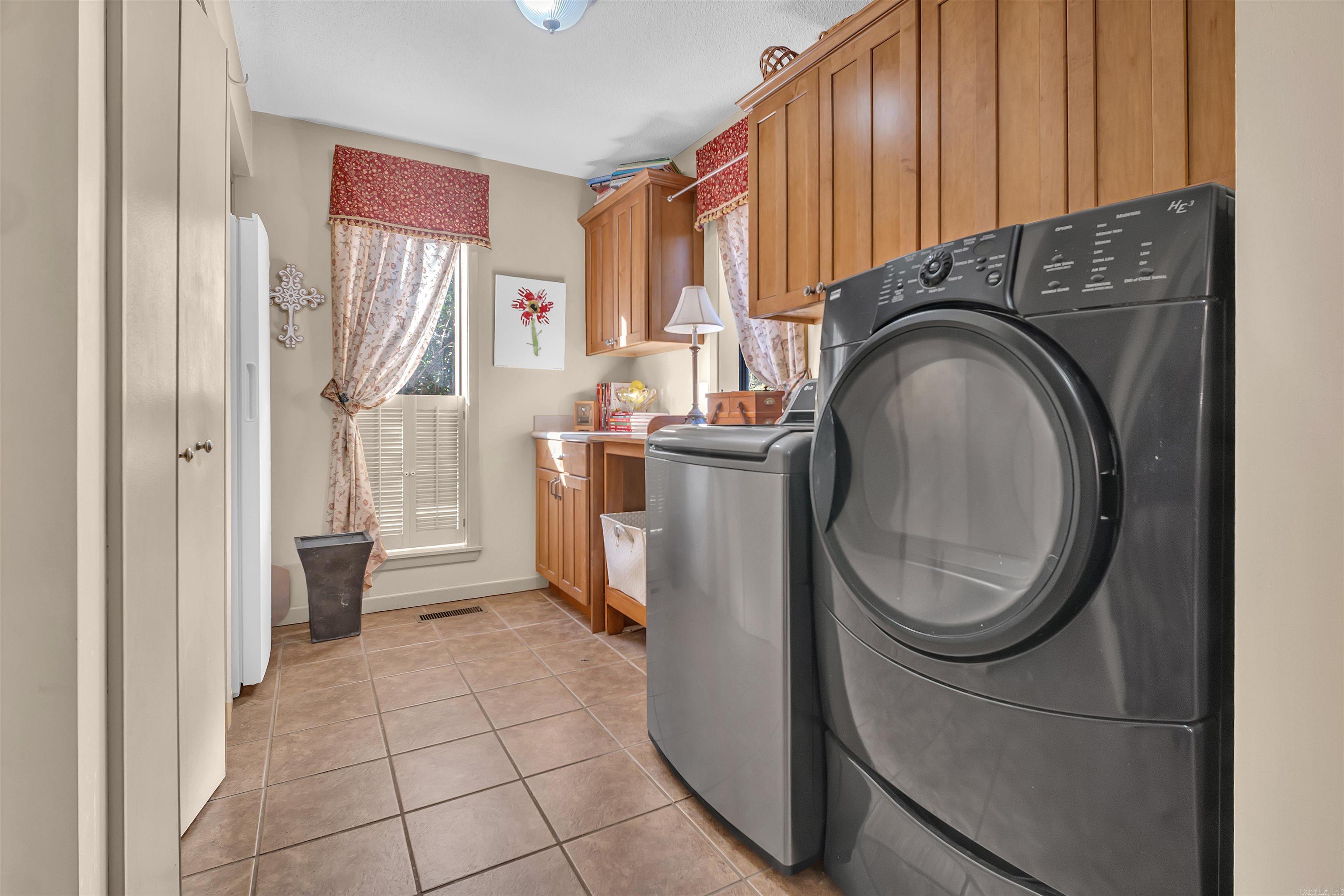 WINTHROP ADDN - Residential