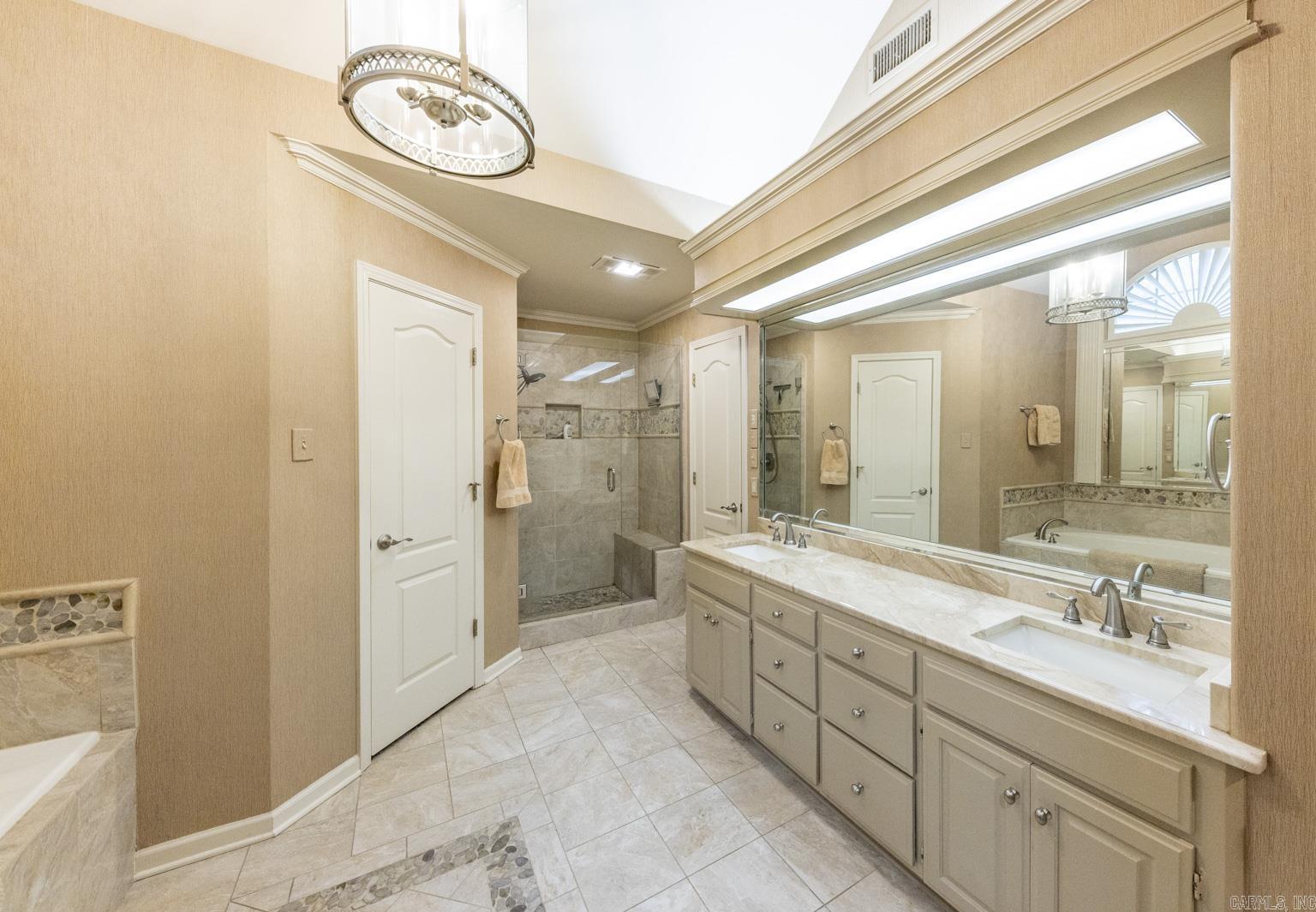 CHARLESTON HEIGHTS ADDN - Residential