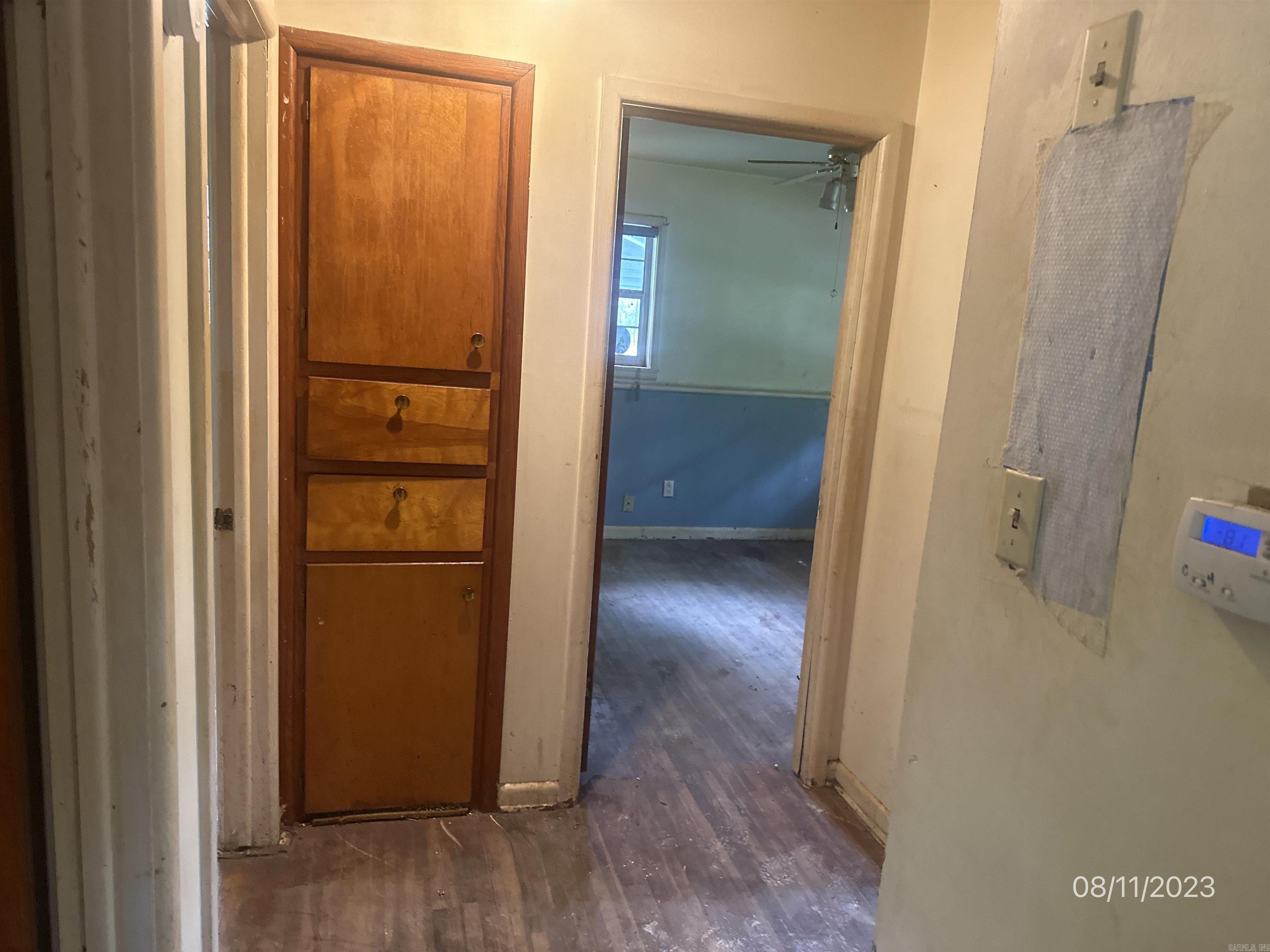 HENDERSON ROBINS - Residential