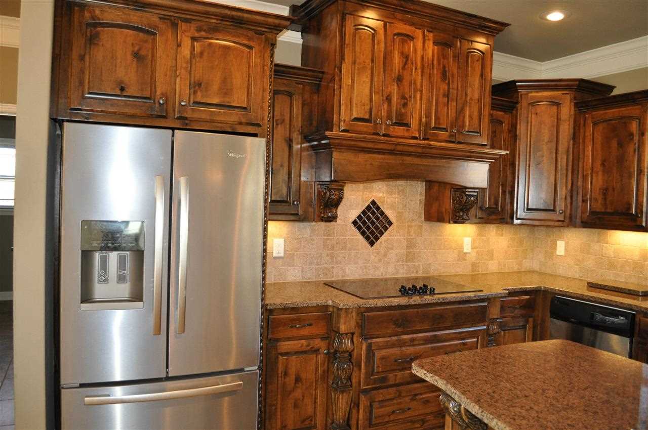 SHADOW CREEK - Residential