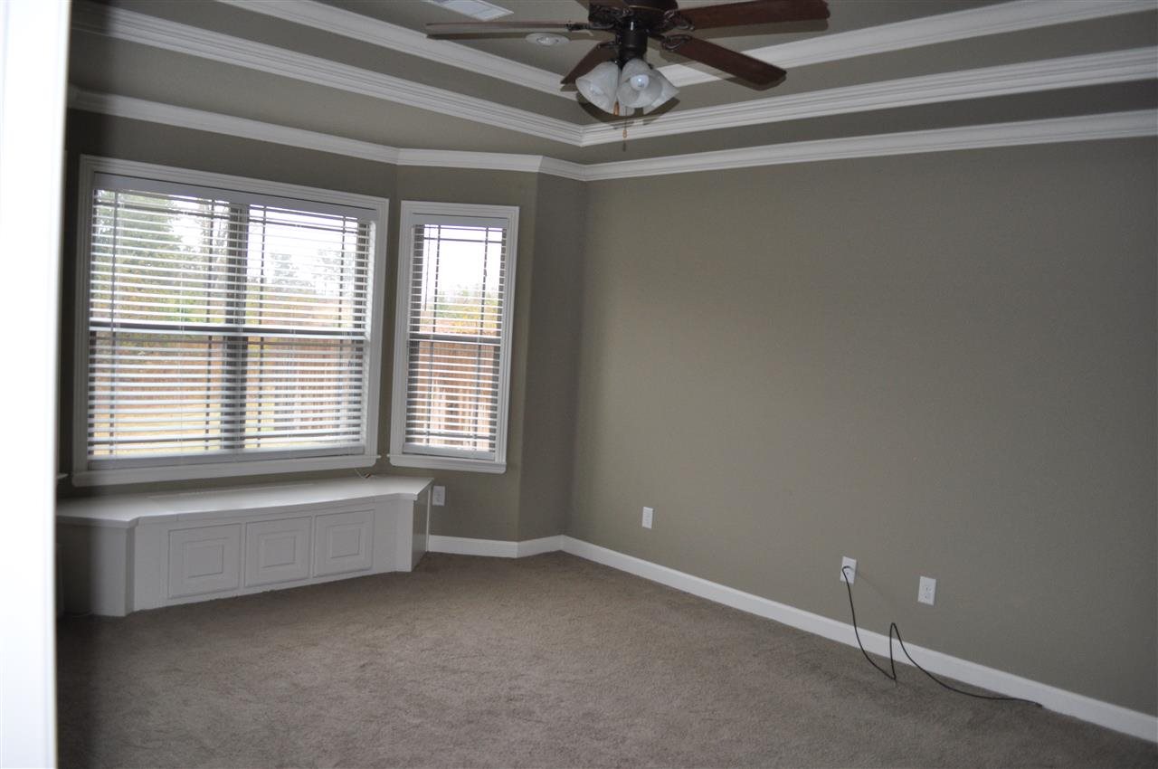 SHADOW CREEK - Residential