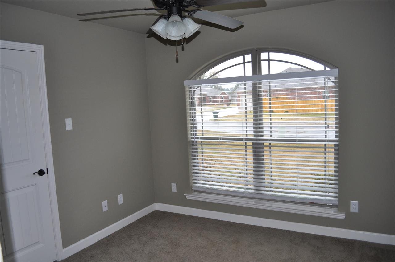 SHADOW CREEK - Residential