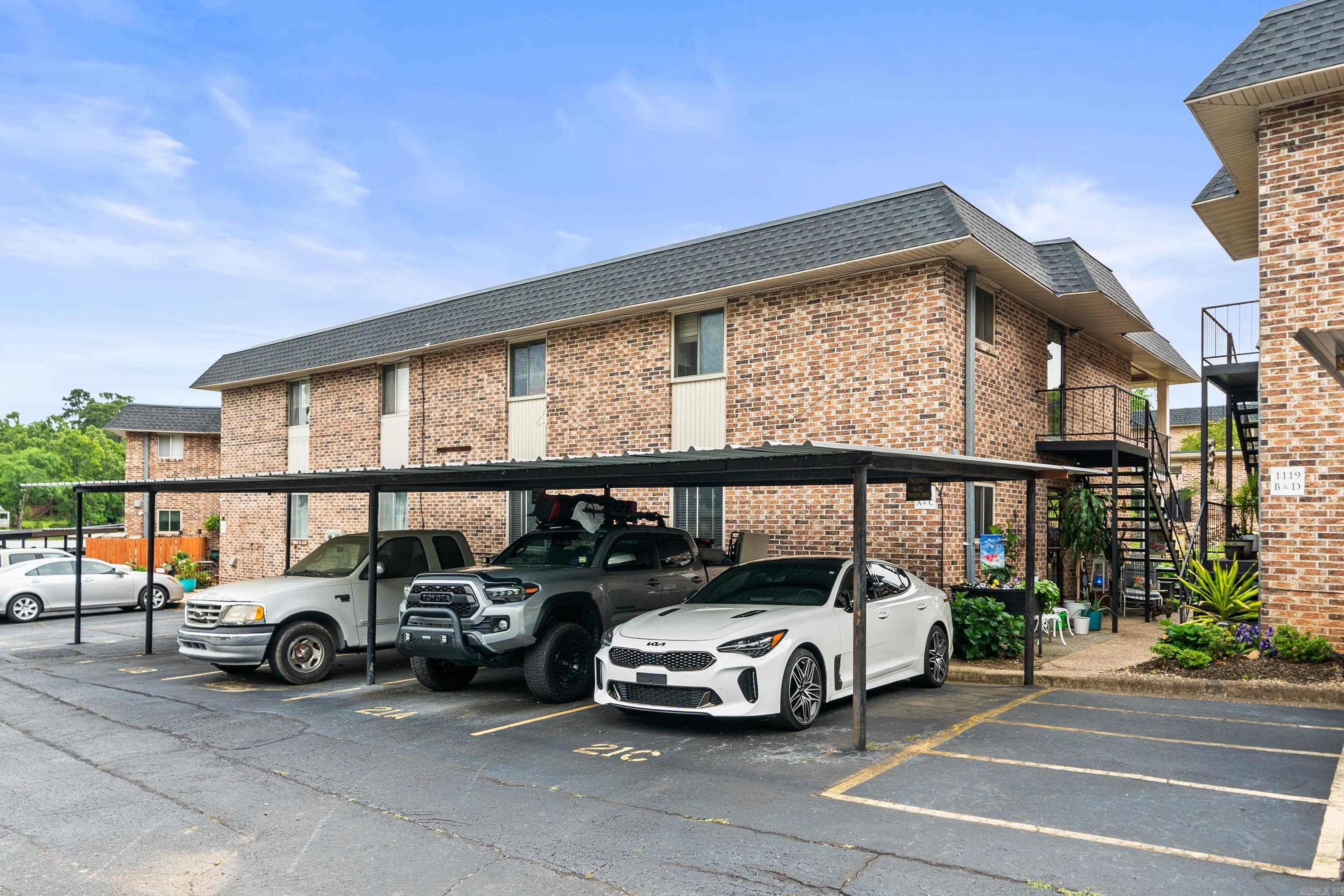 Montague Gardens - Residential
