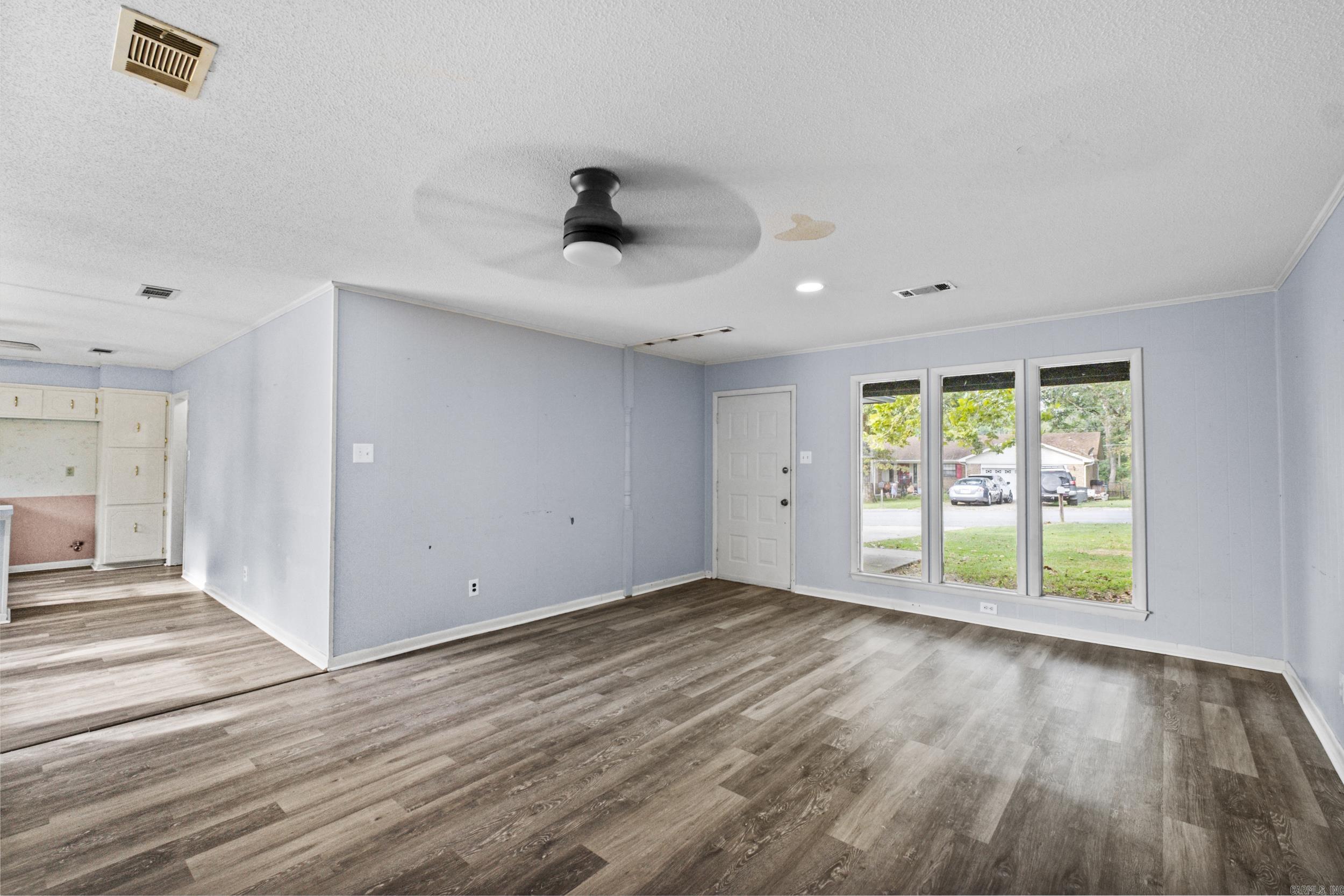 MARYLAND MANOR - Residential