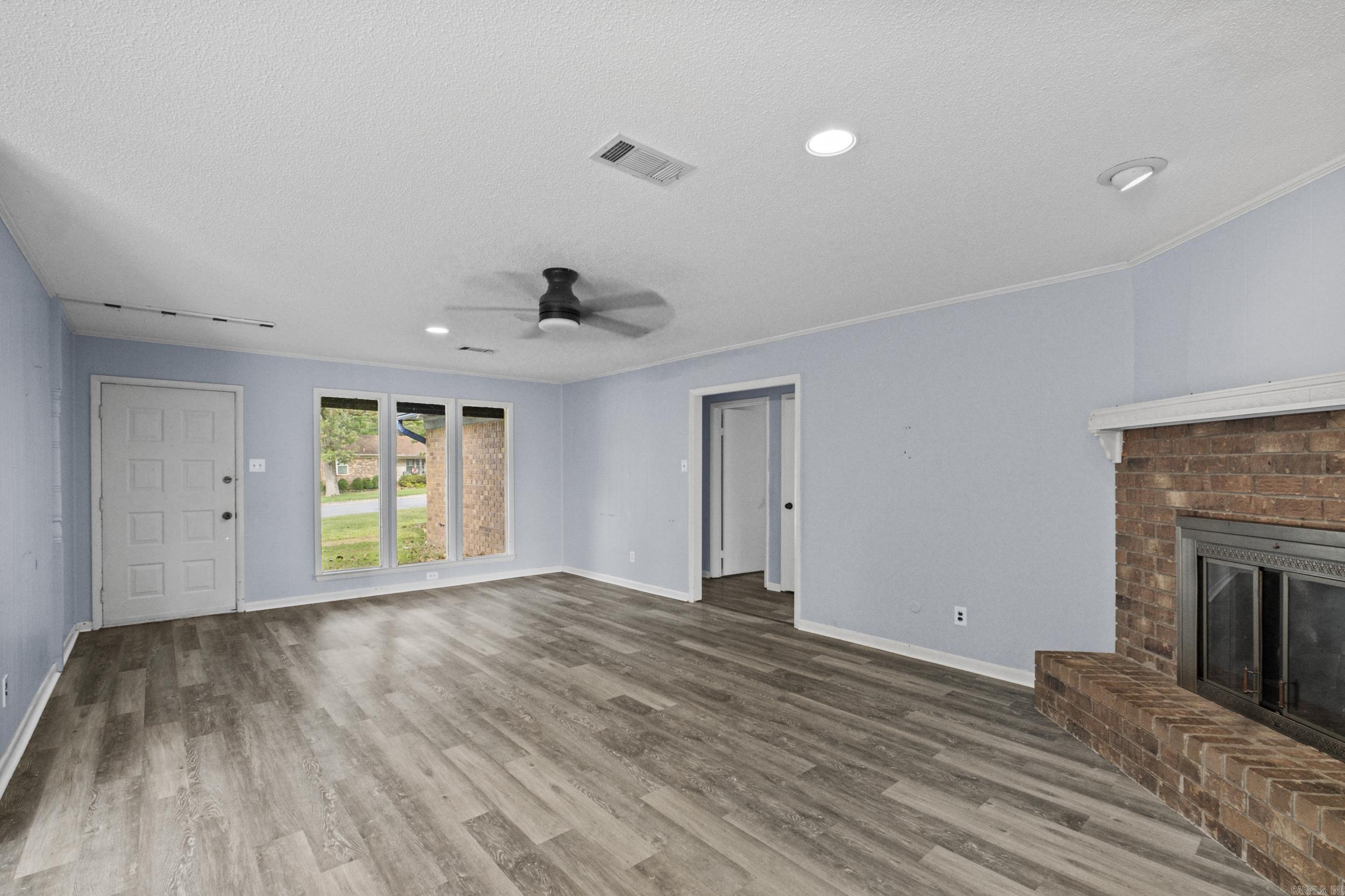 MARYLAND MANOR - Residential