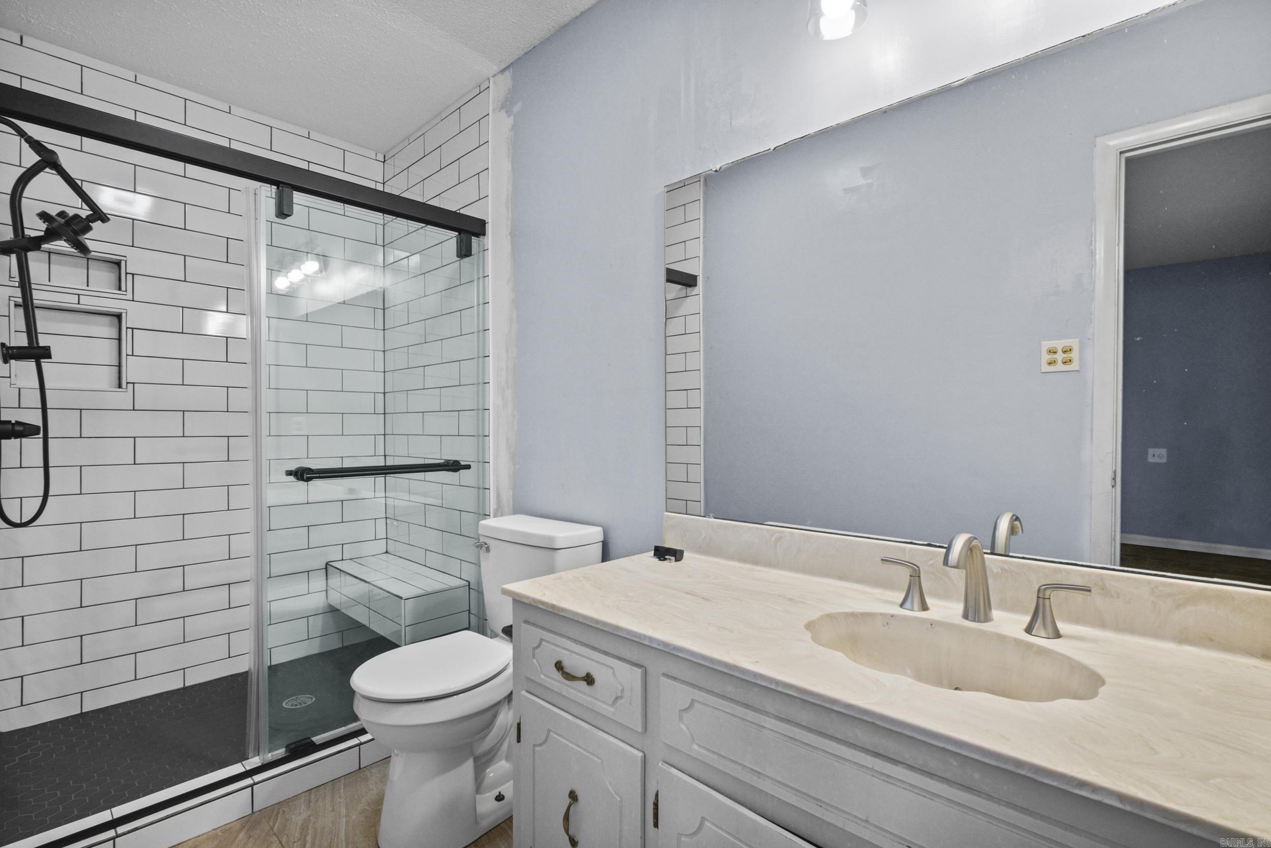 MARYLAND MANOR - Residential