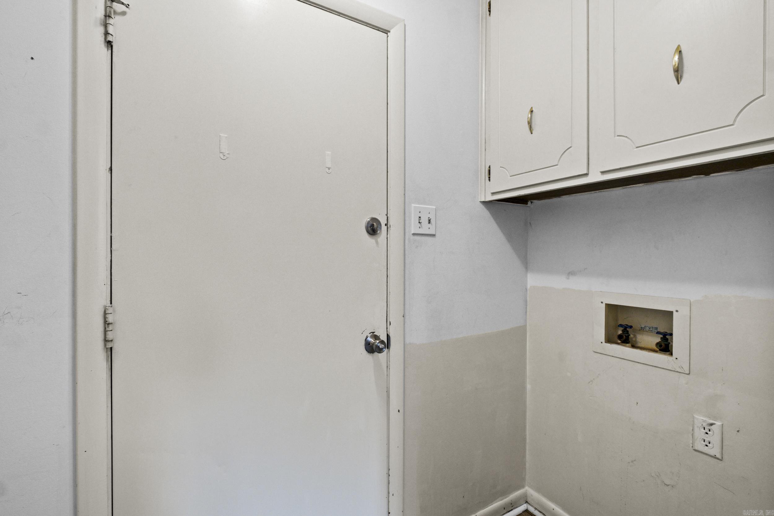 MARYLAND MANOR - Residential