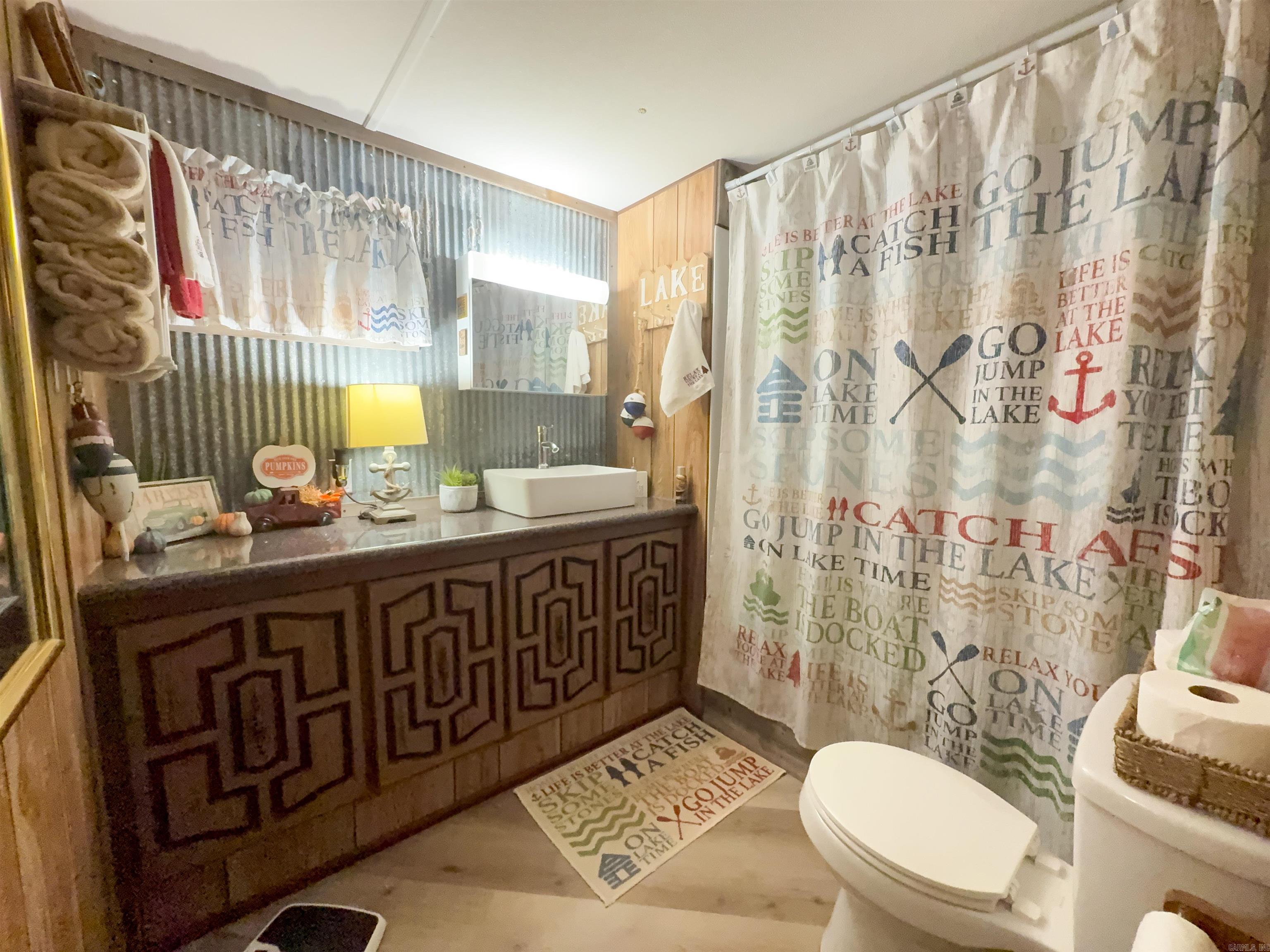 Lakeshore IV-Todd Davis - Residential