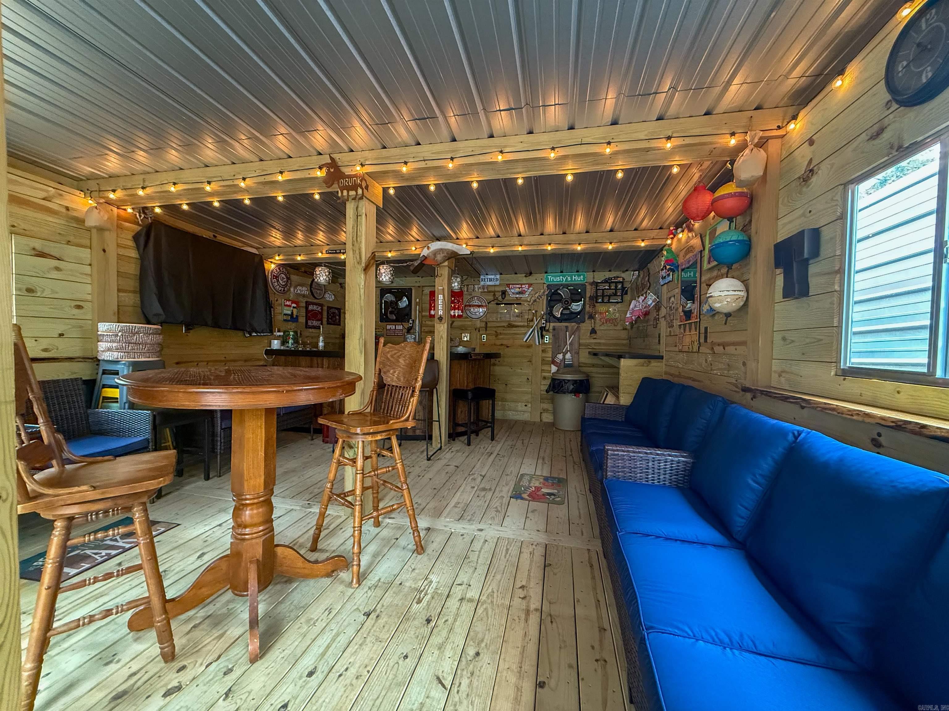 Lakeshore IV-Todd Davis - Residential