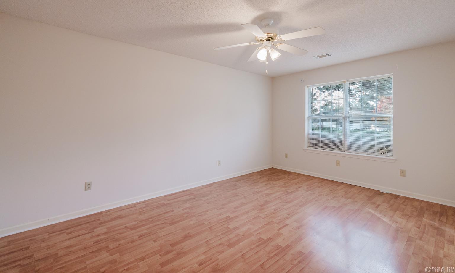 HIDDEN CREEK - Residential