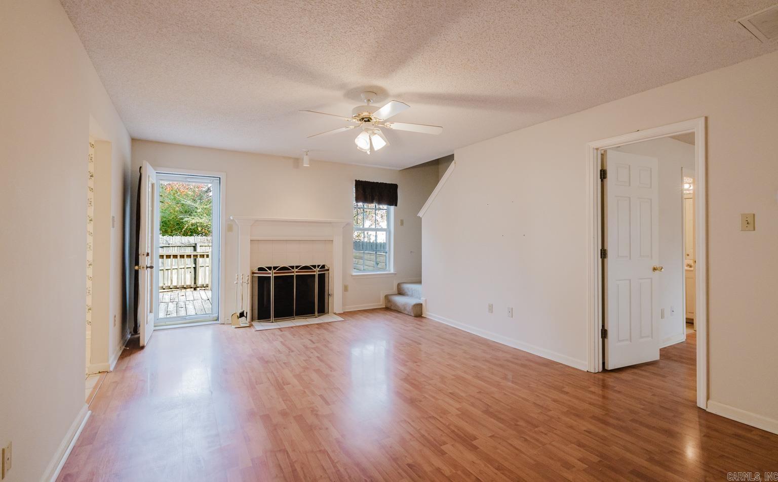 HIDDEN CREEK - Residential