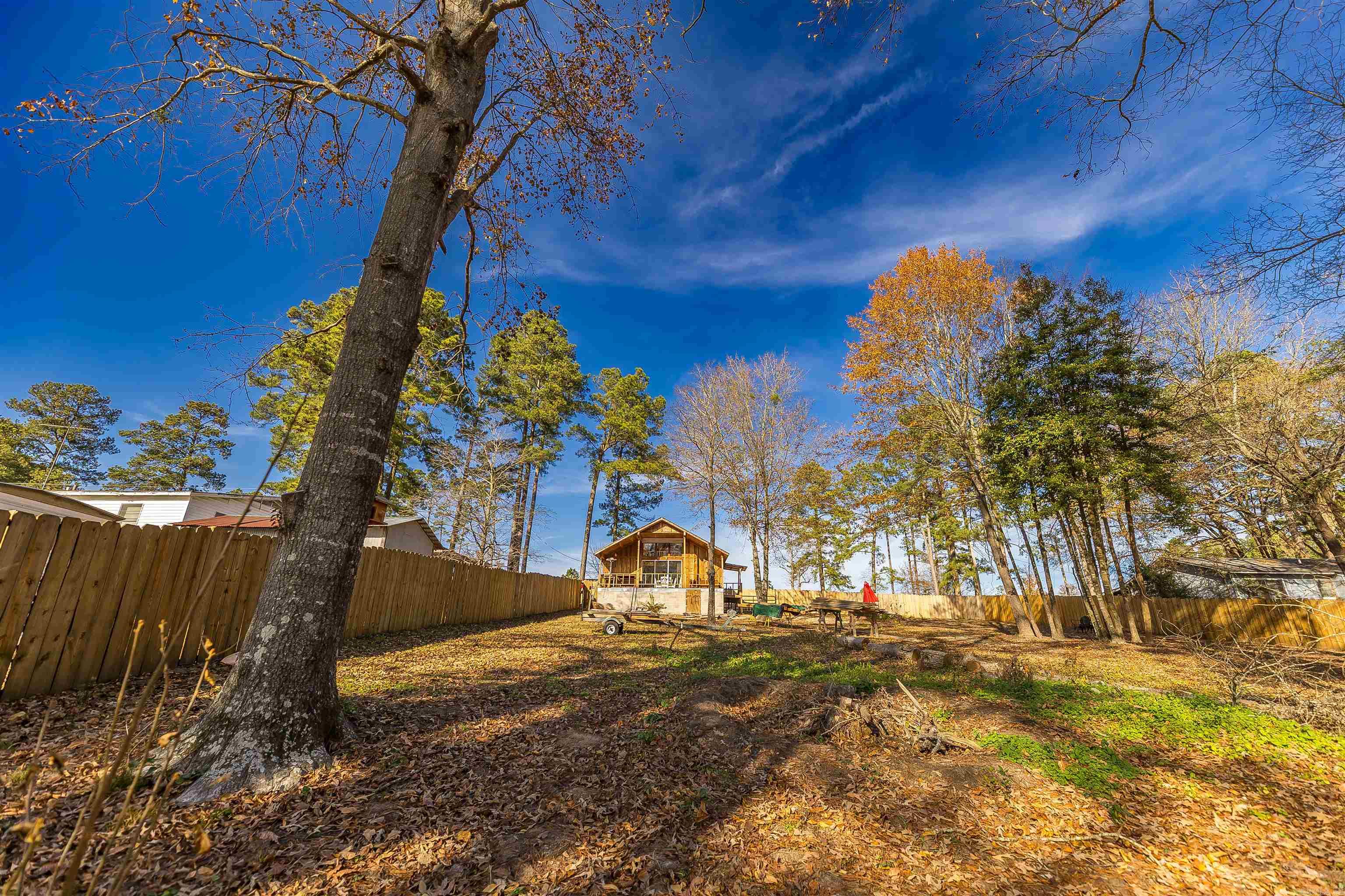 WHITE OAK LAKE DEVELOPMENT - Residential