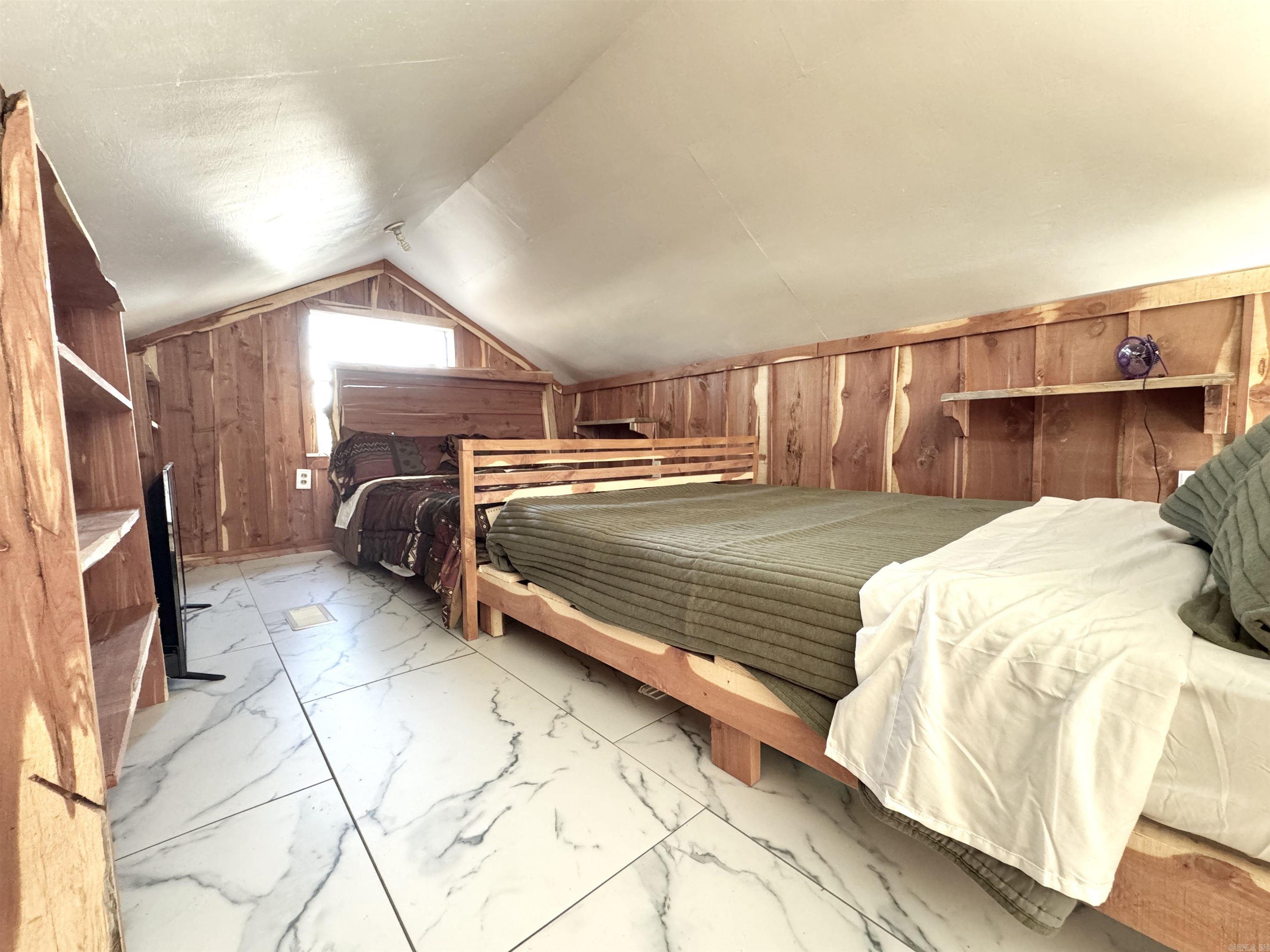 WHITE OAK LAKE DEVELOPMENT - Residential