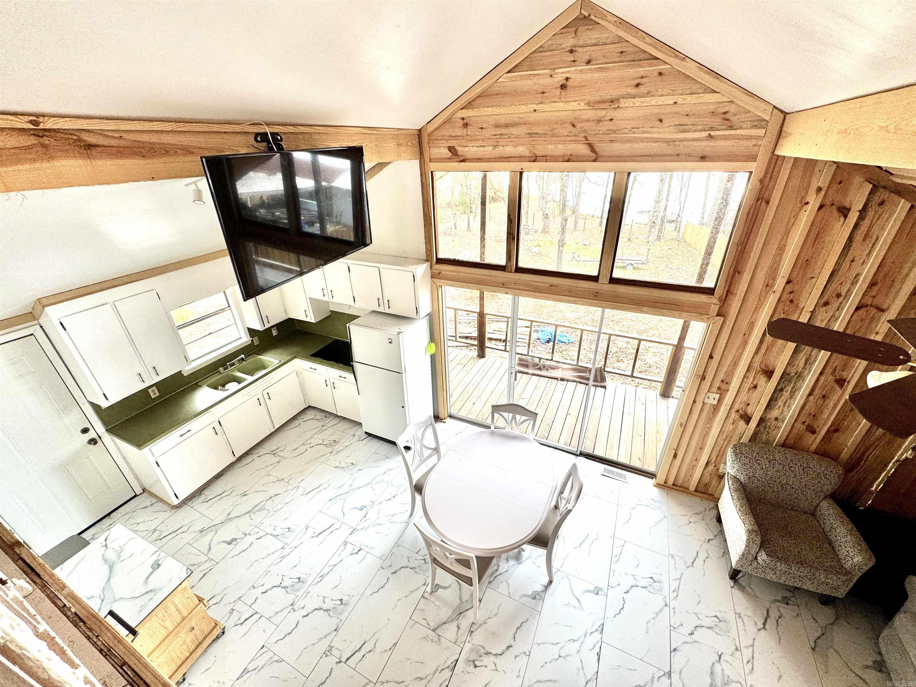 WHITE OAK LAKE DEVELOPMENT - Residential