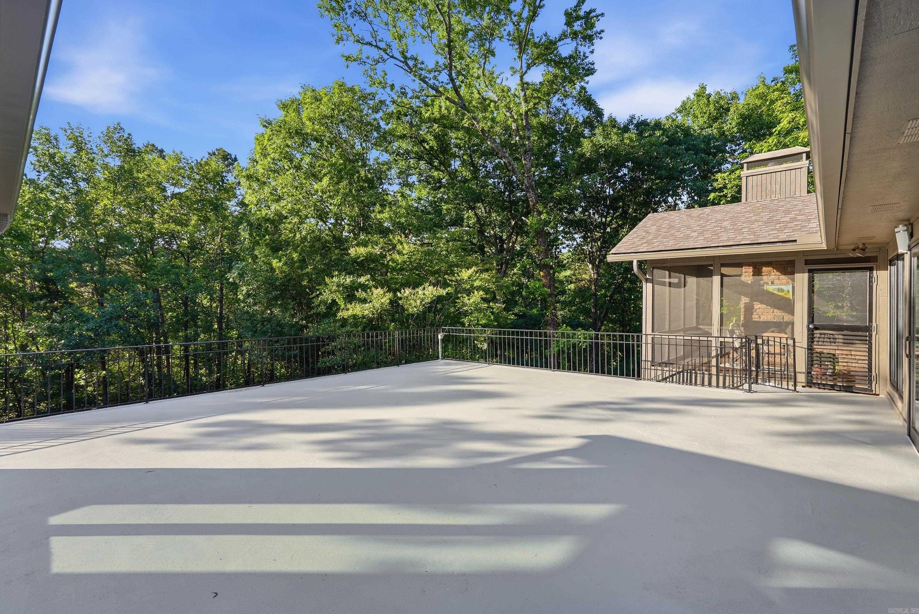 Robinwood - Residential