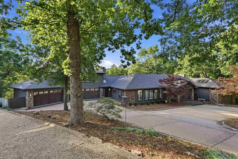 Photo of 95 Robinwood Drive, Little Rock, AR 72227 (MLS # 26020072)