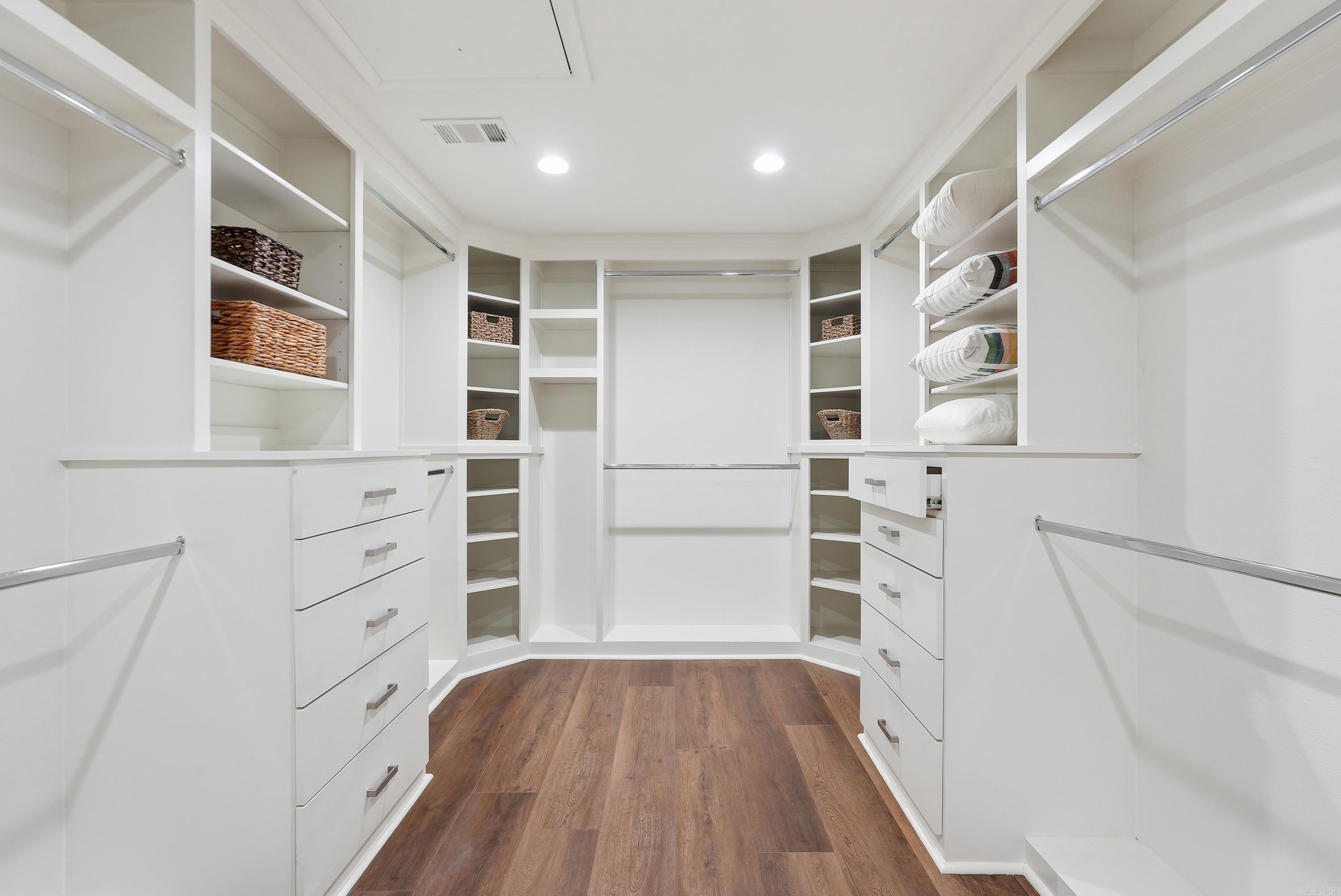 Robinwood - Residential